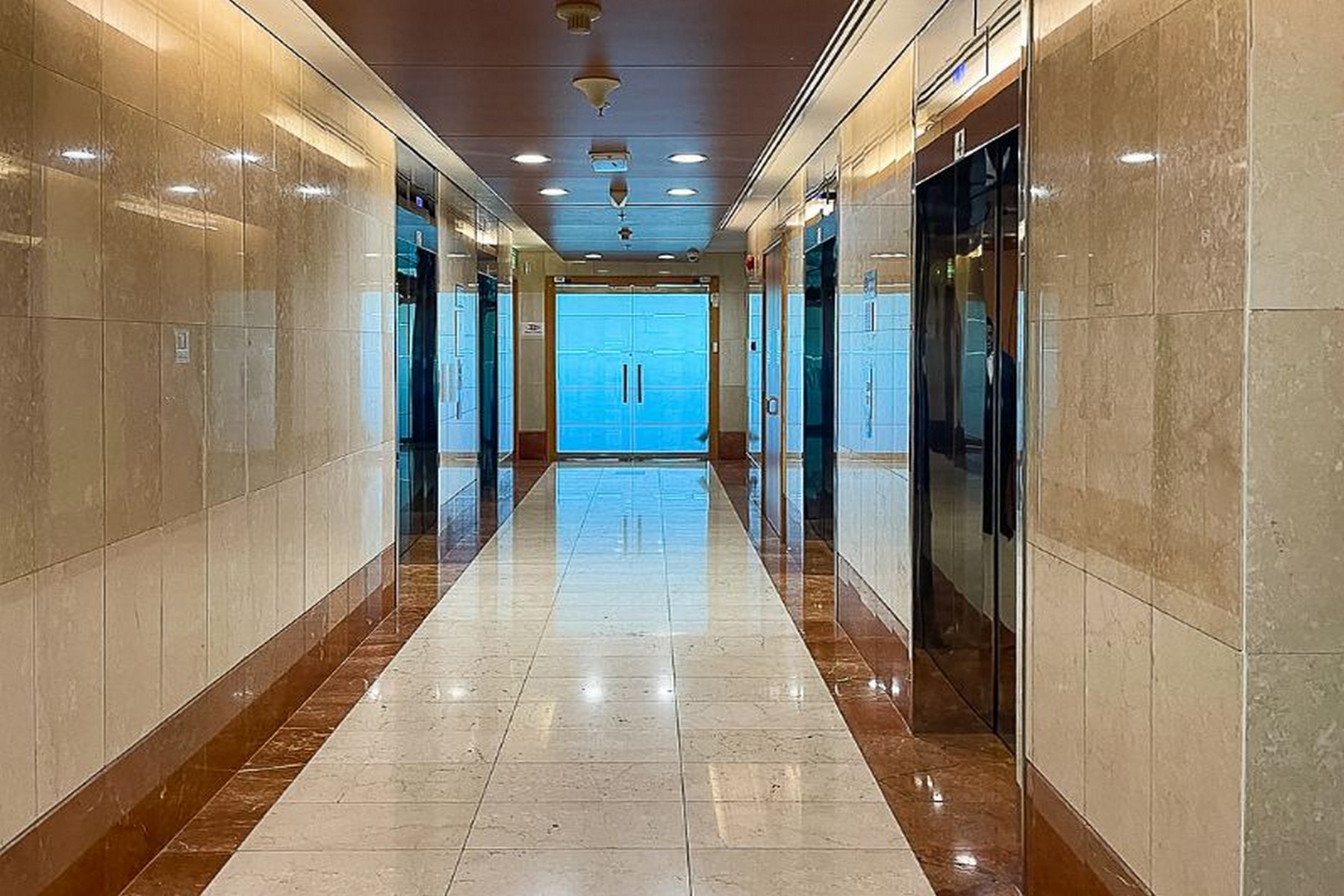 Premium | Half Commercial Floor | on SZR