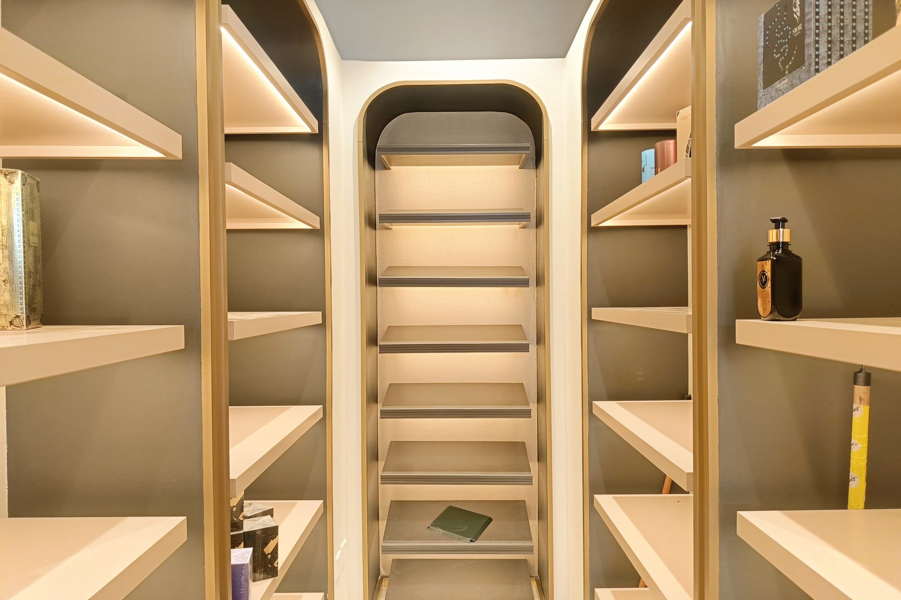 Gold Shop | Good Visibility | Vacant