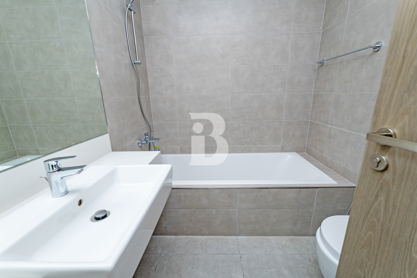 UPGRADED I Fully FURNISHED  | 2BR