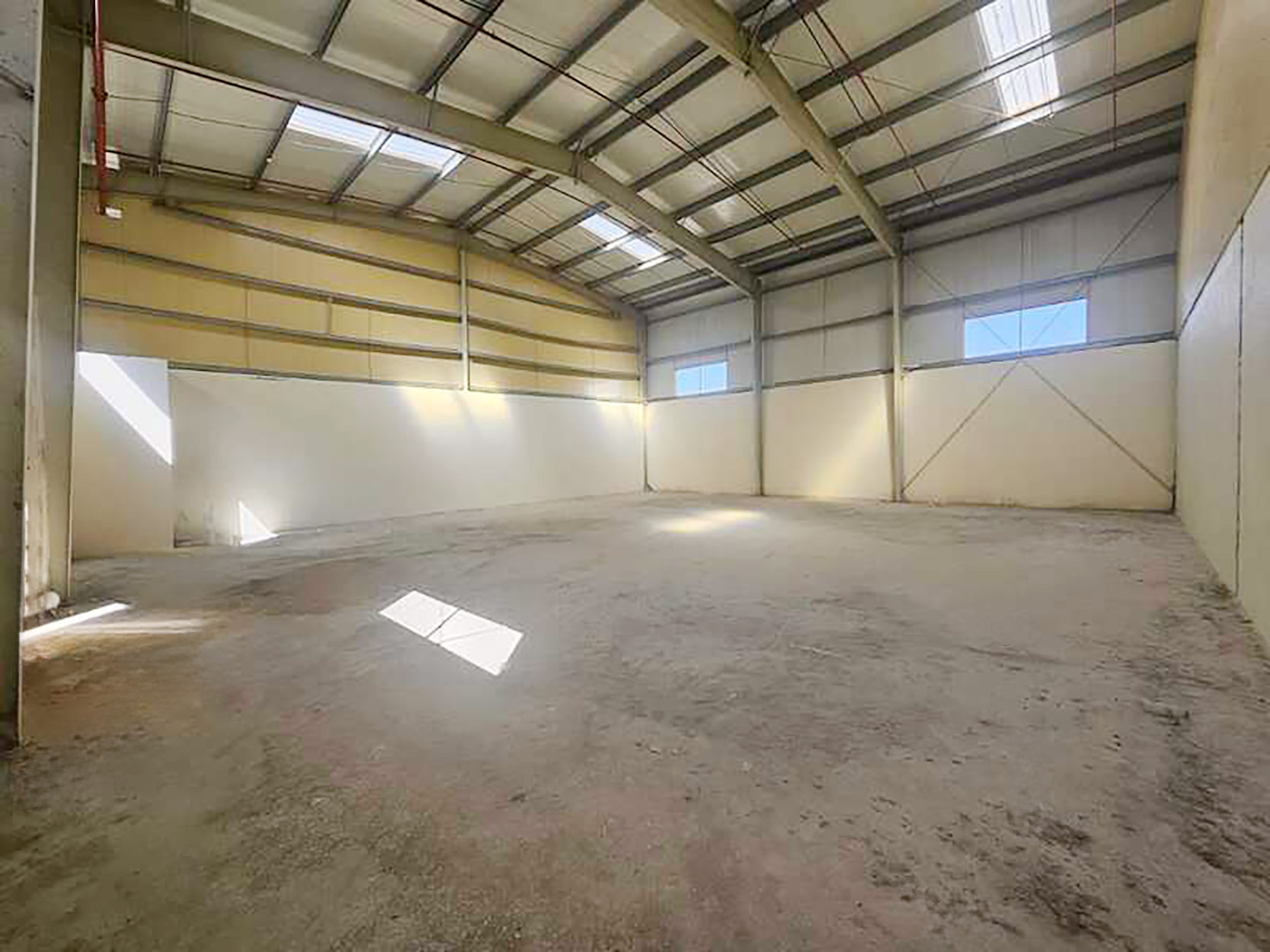 Ideal Car Service | High Ceiling | Easy Access