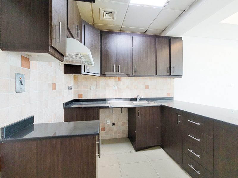 High Floor I Spacious  Studio I Great Location