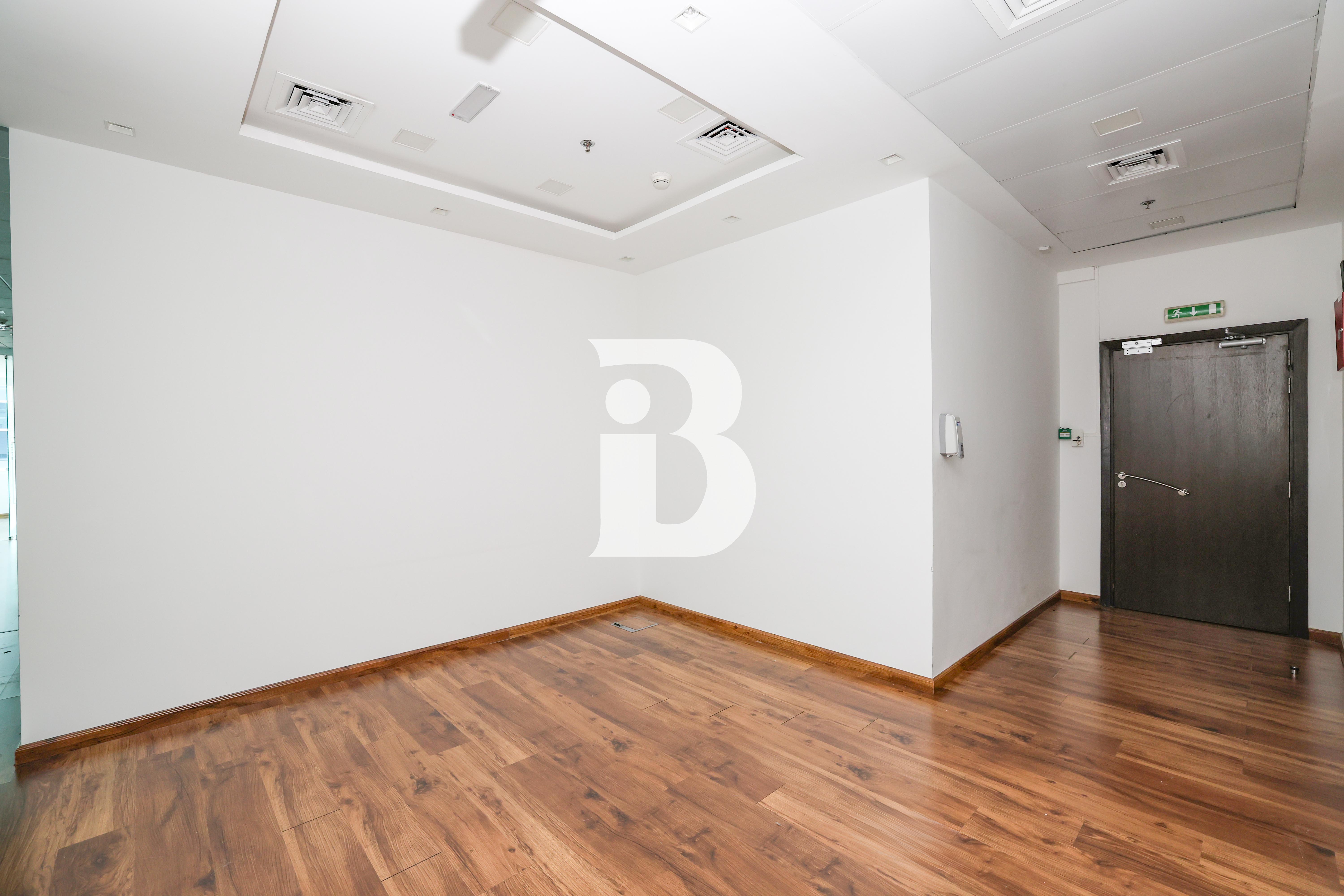 Ready To Move  | 6 Parking | Corner Office