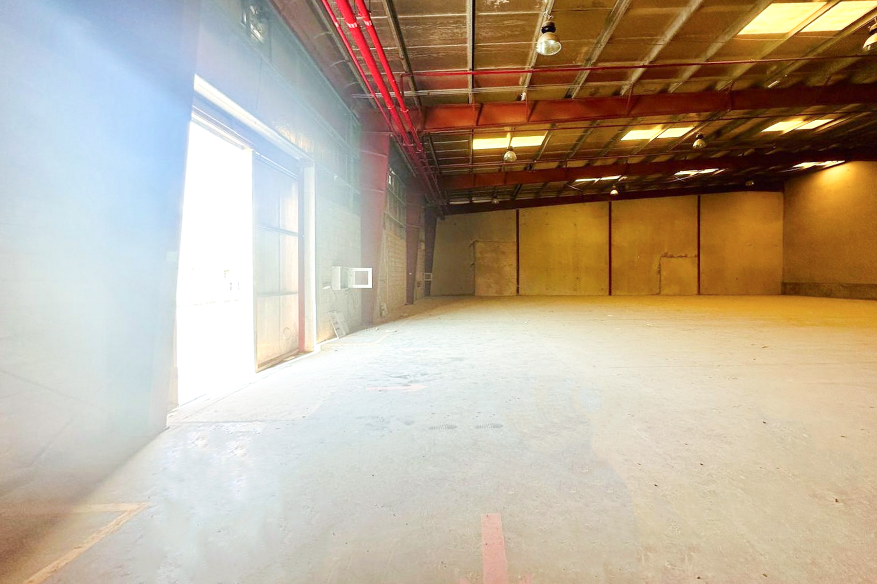 Spacious Warehouse in DIP with High Ceiling