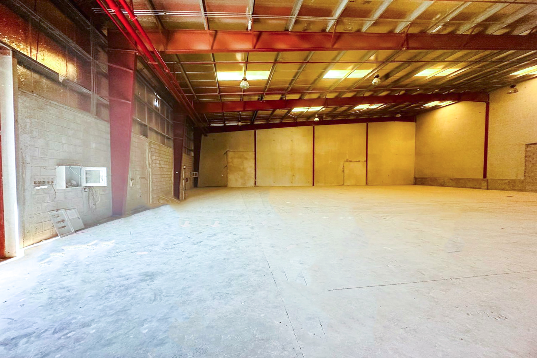 Spacious Warehouse in DIP with High Ceiling