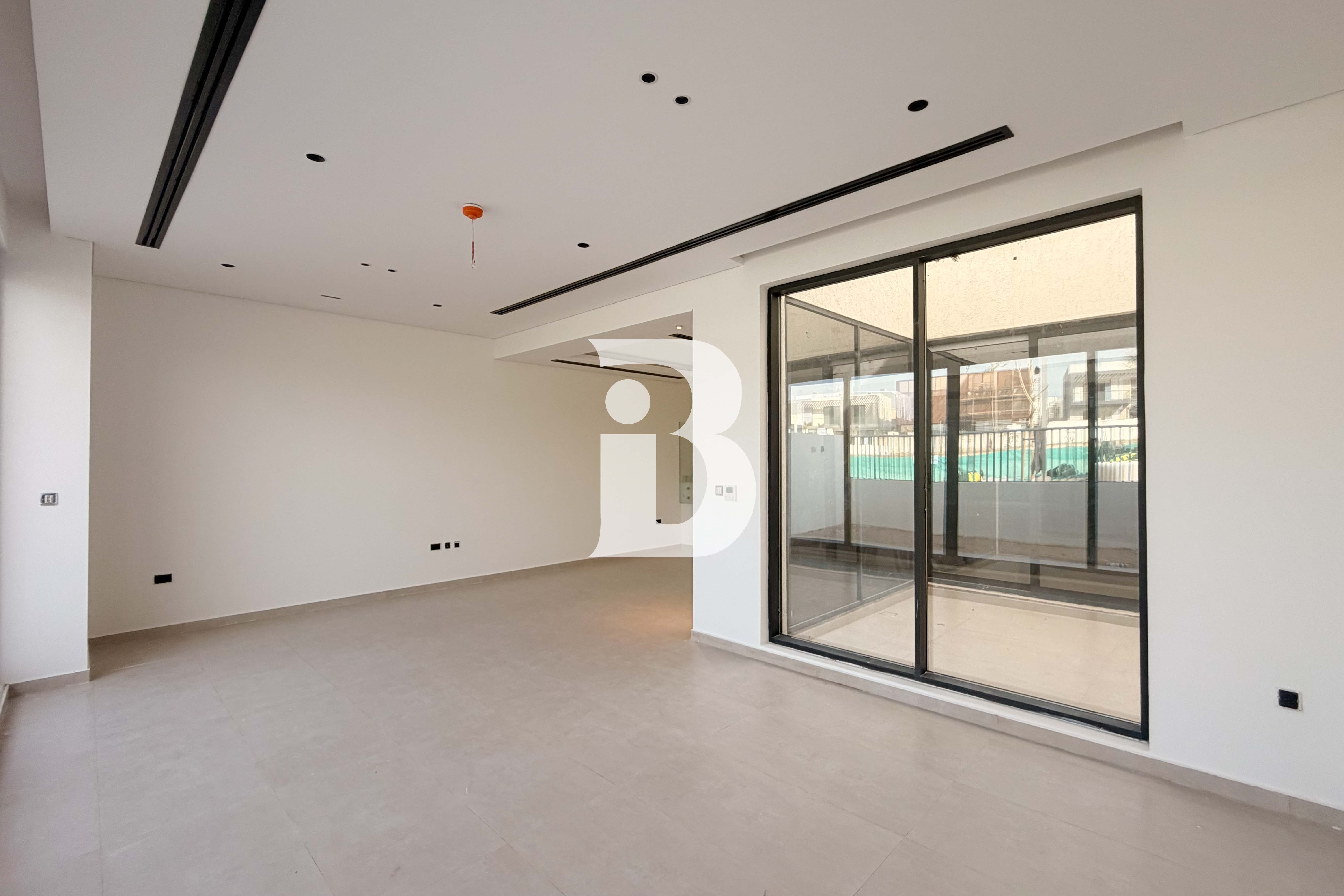 Park-Backing | Over 3,000 sf | Rooftop