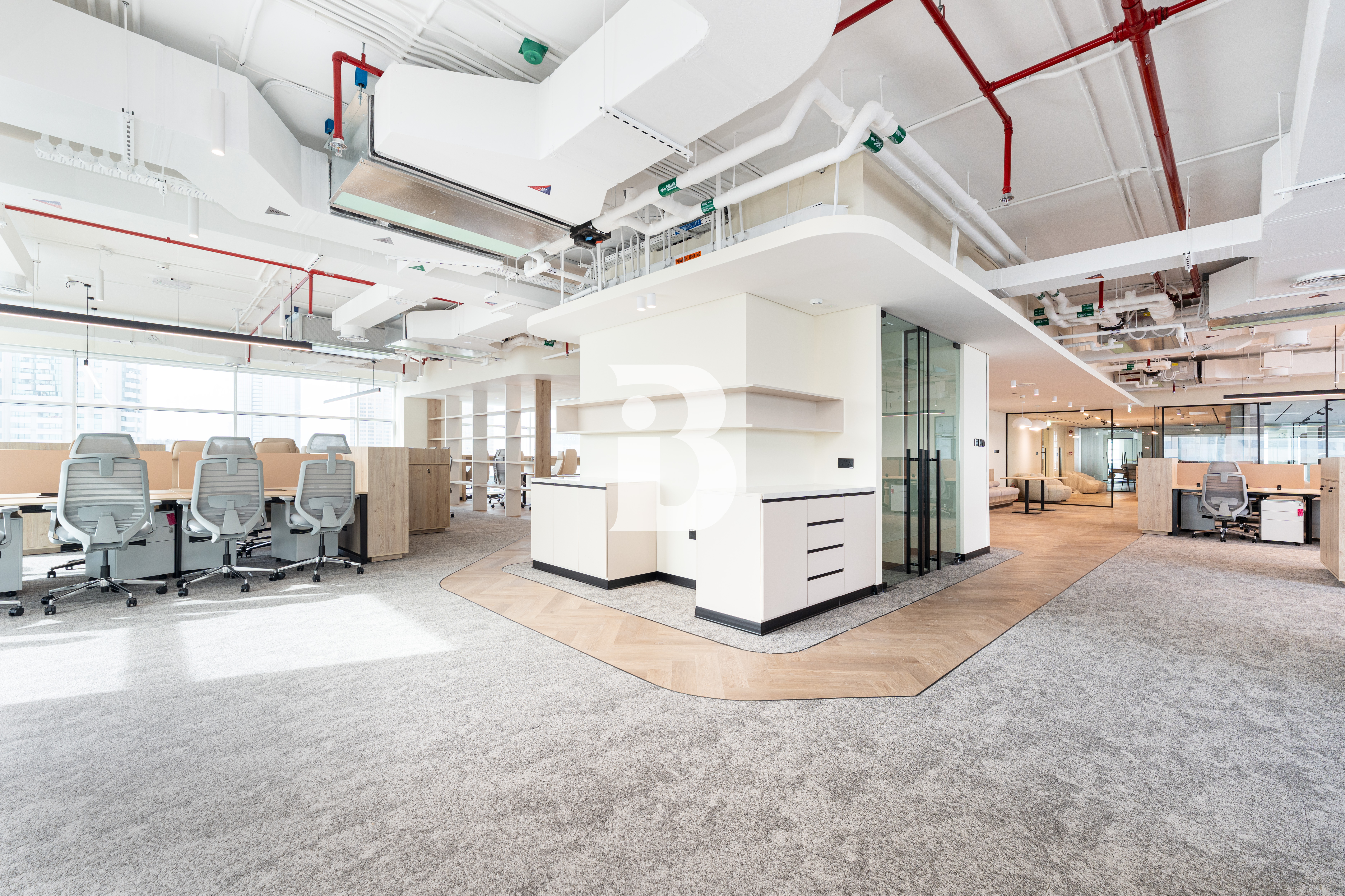 FULL FLOOR OFFICE | LUXURY FULLY FURNISHED