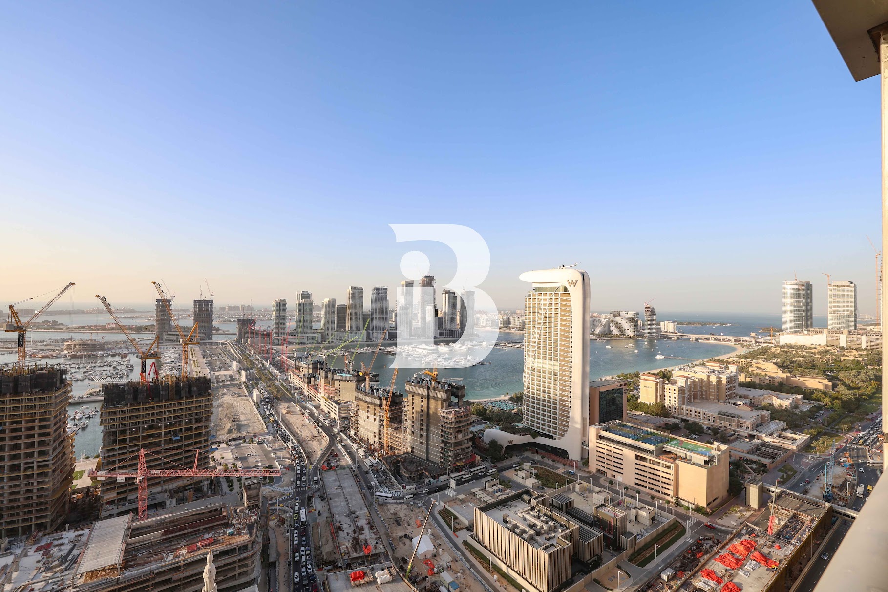 Sea &amp; Palm Views | Spacious | Vacant