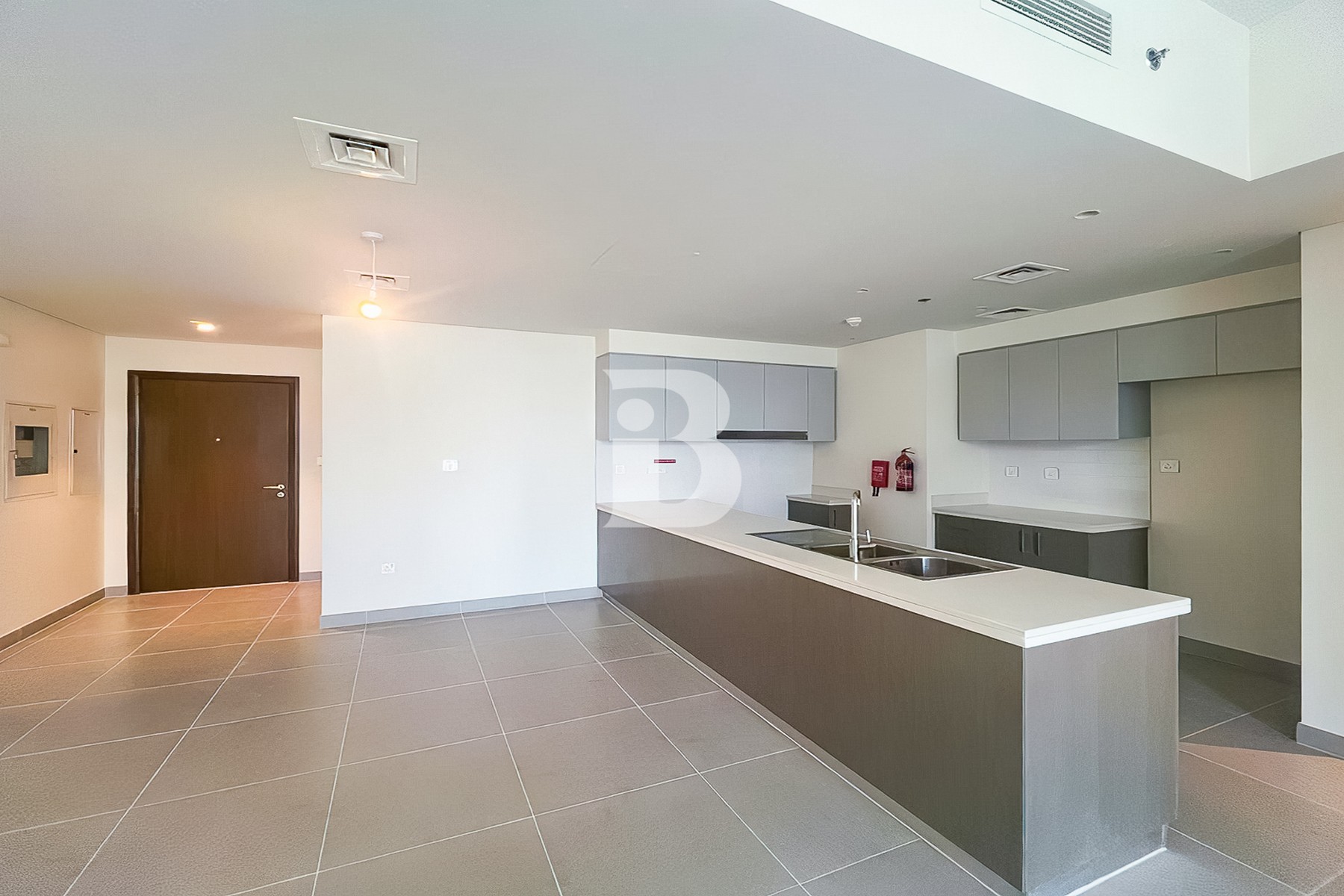 Unfurnished | Kitchen Appliances | Ready to move in