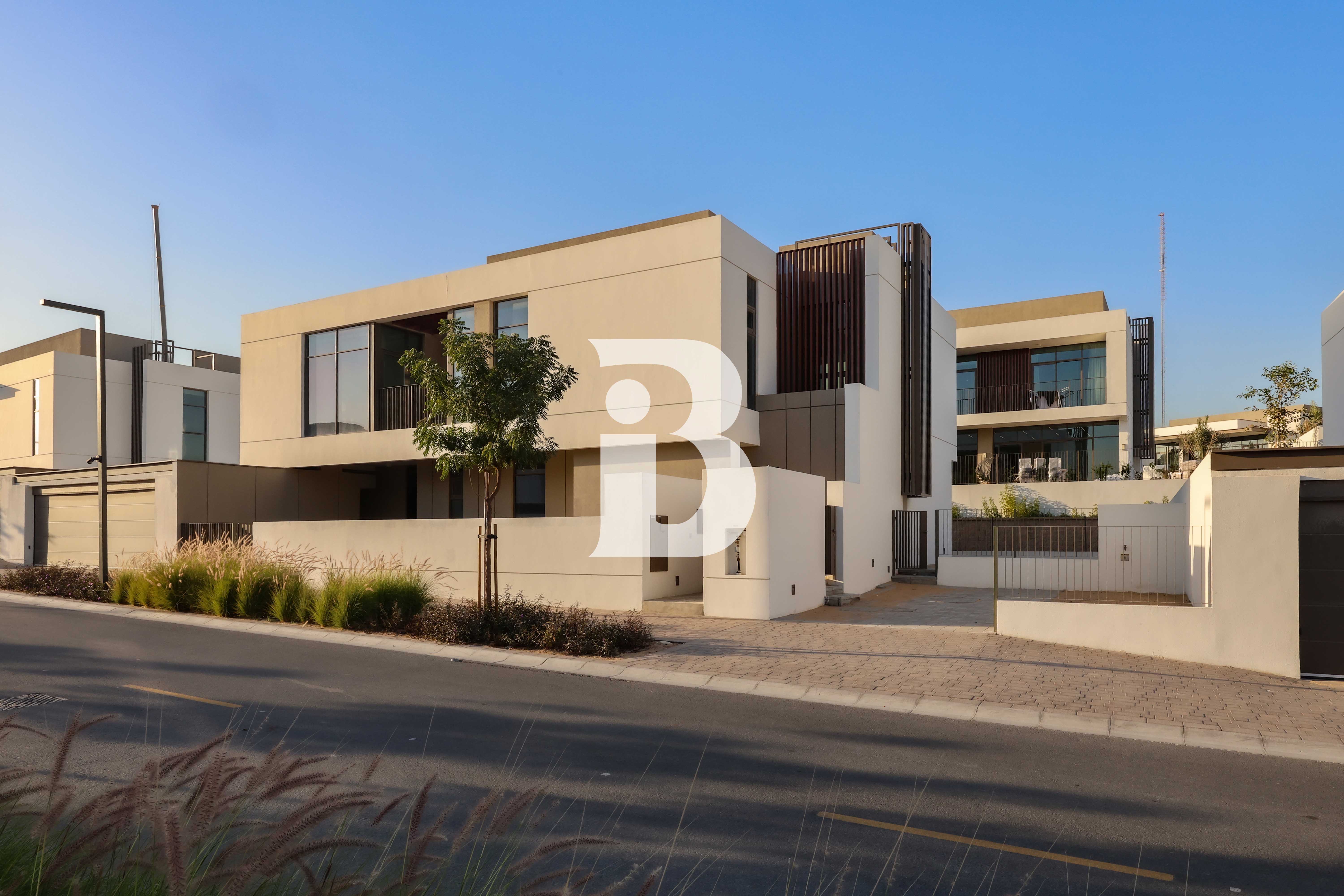 Large Plot | Preferred Layout | Internal Location