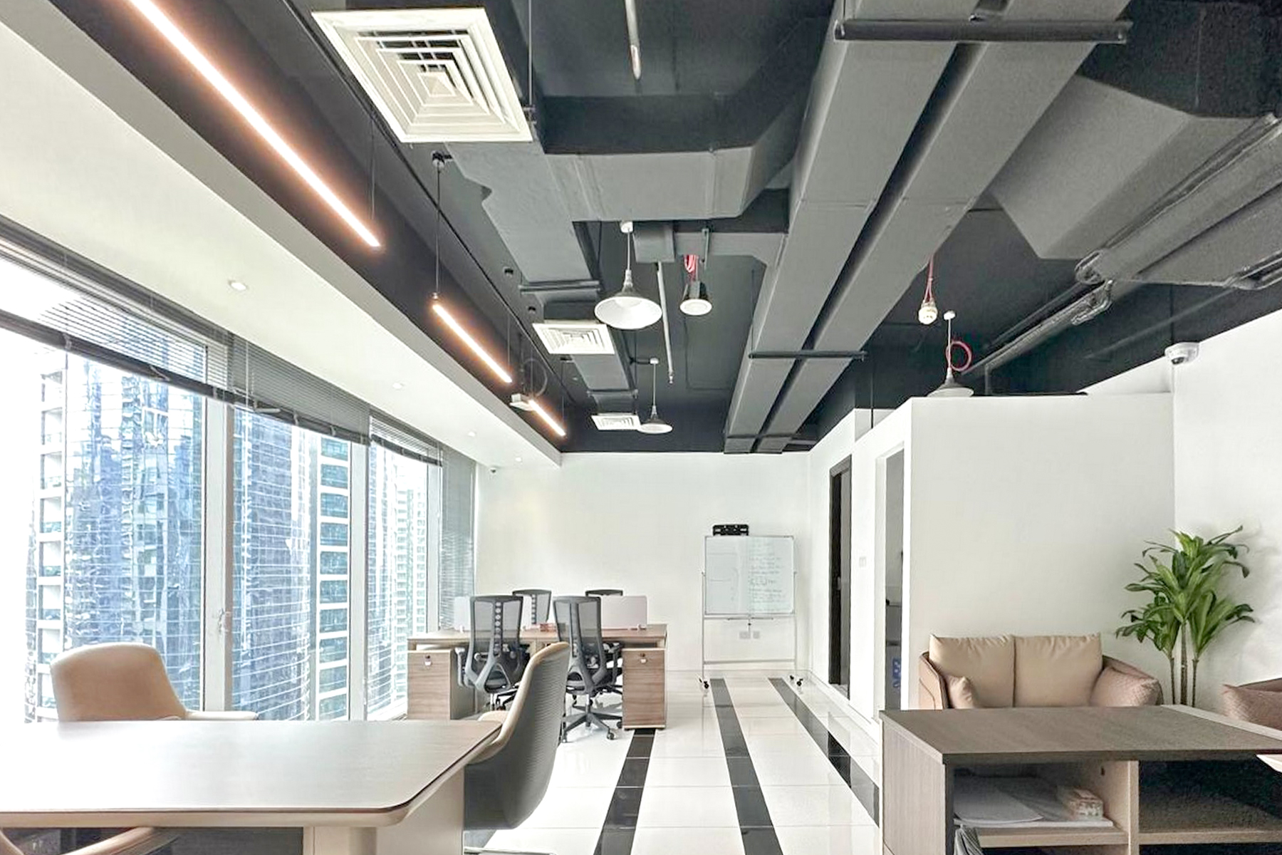 PREMIUM FURNITURE | CANAL VIEW | HIGH FLOOR