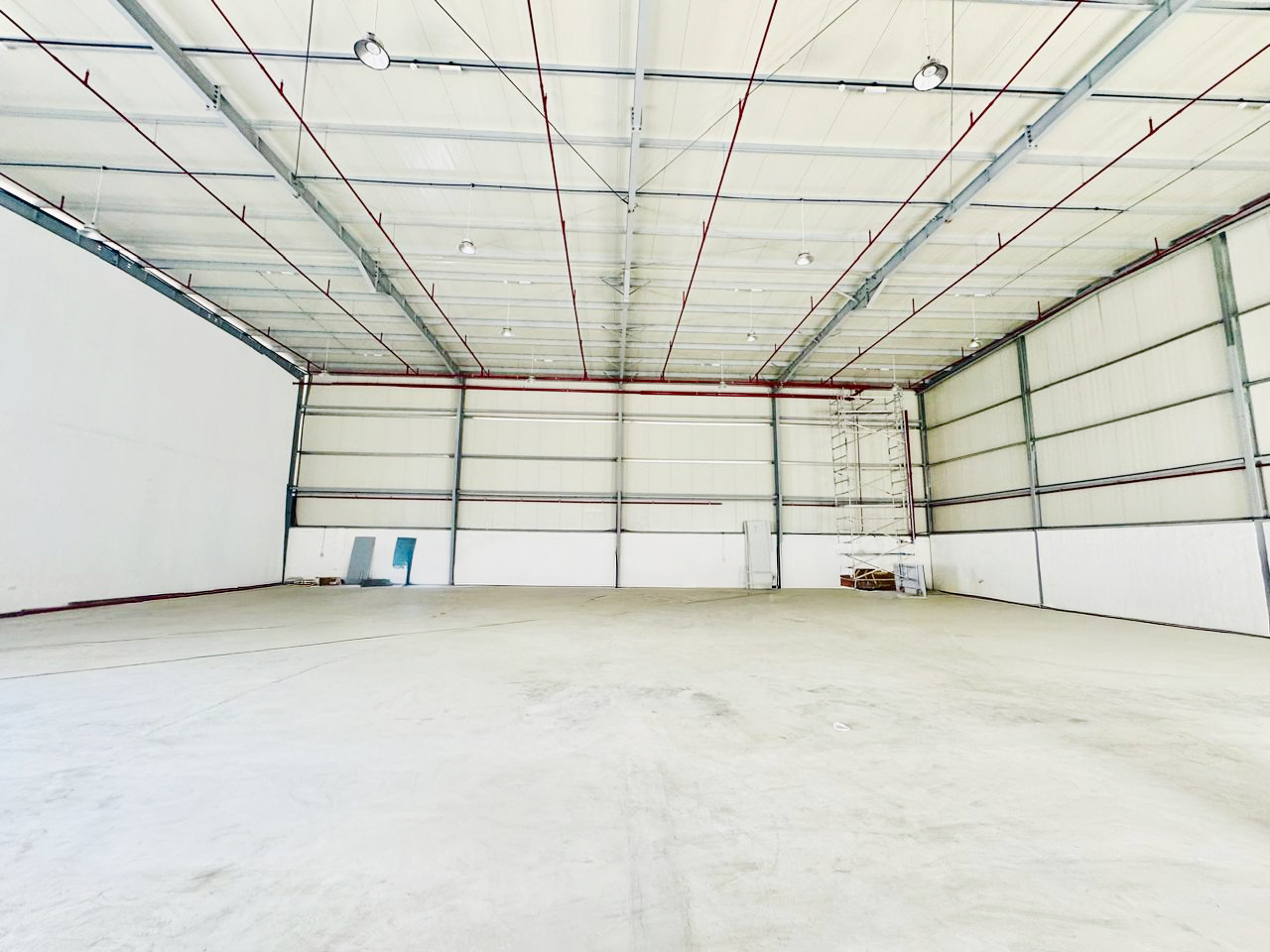 GRADE A | BRAND NEW | WAREHOUSE | TAX FREE 2