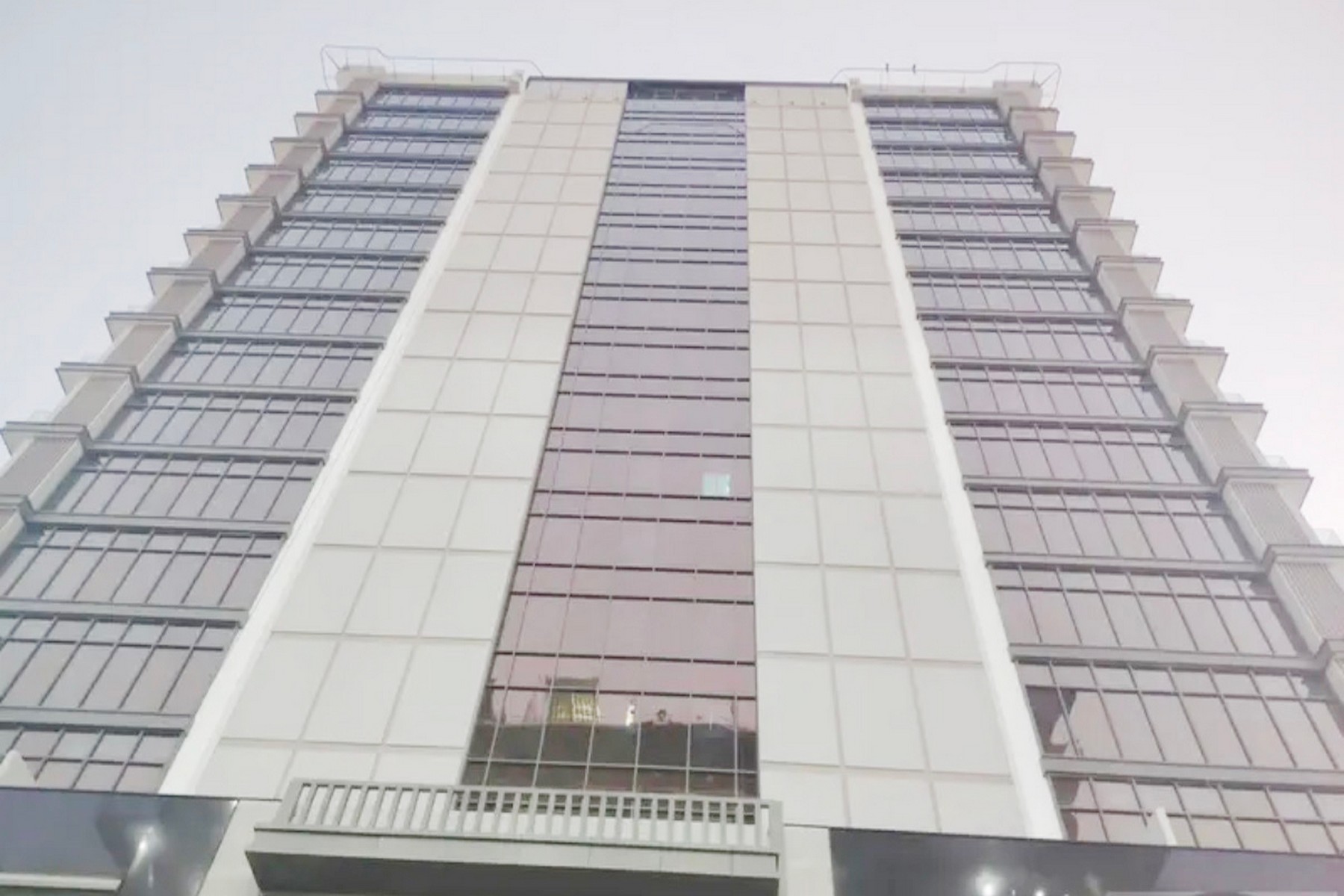 RETAIL UNIT | BRAND NEW | NEAR METRO |RENT 2