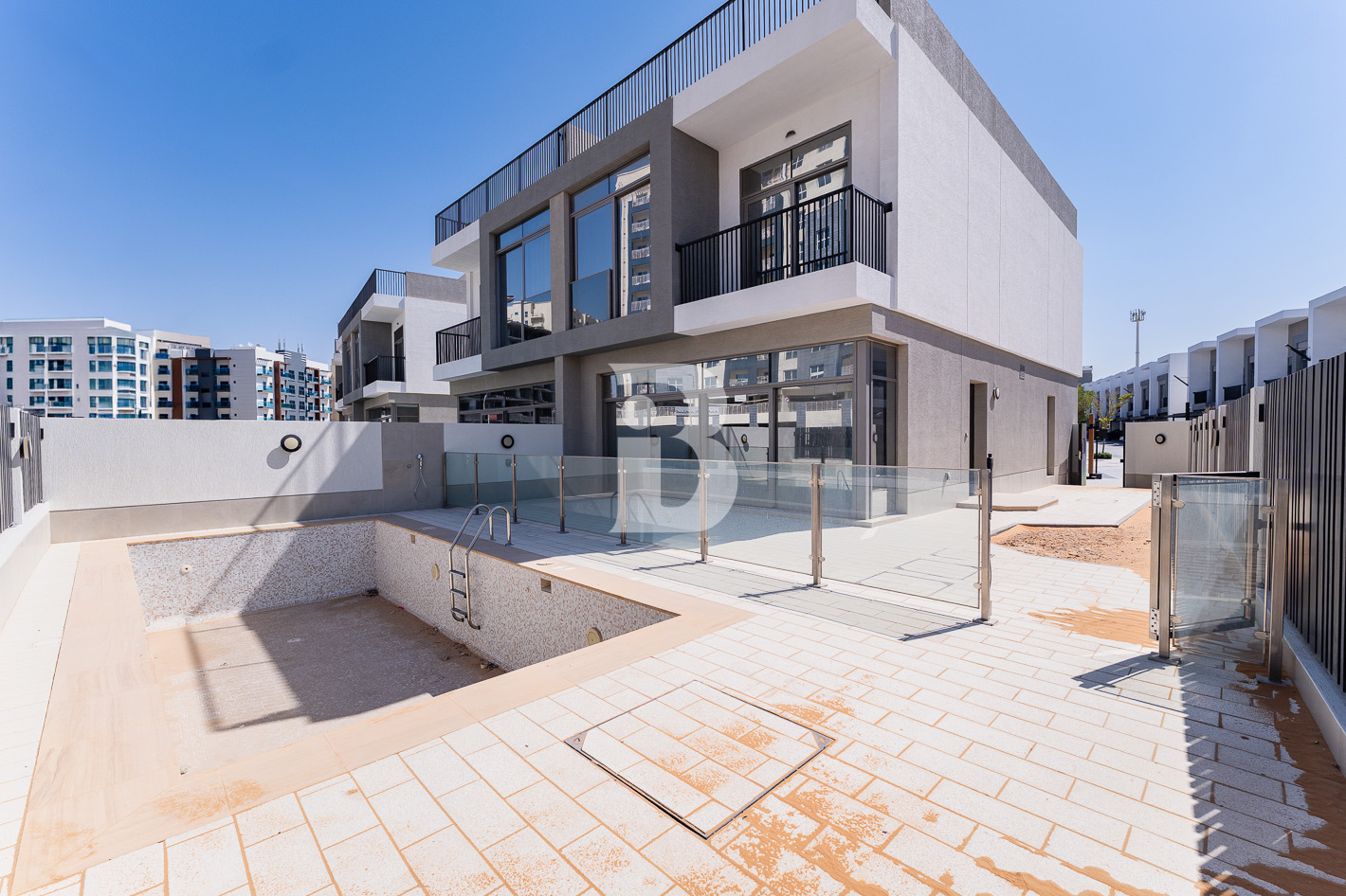 180 Degree Villas | Corner 5 Bed | Pool | Vacant