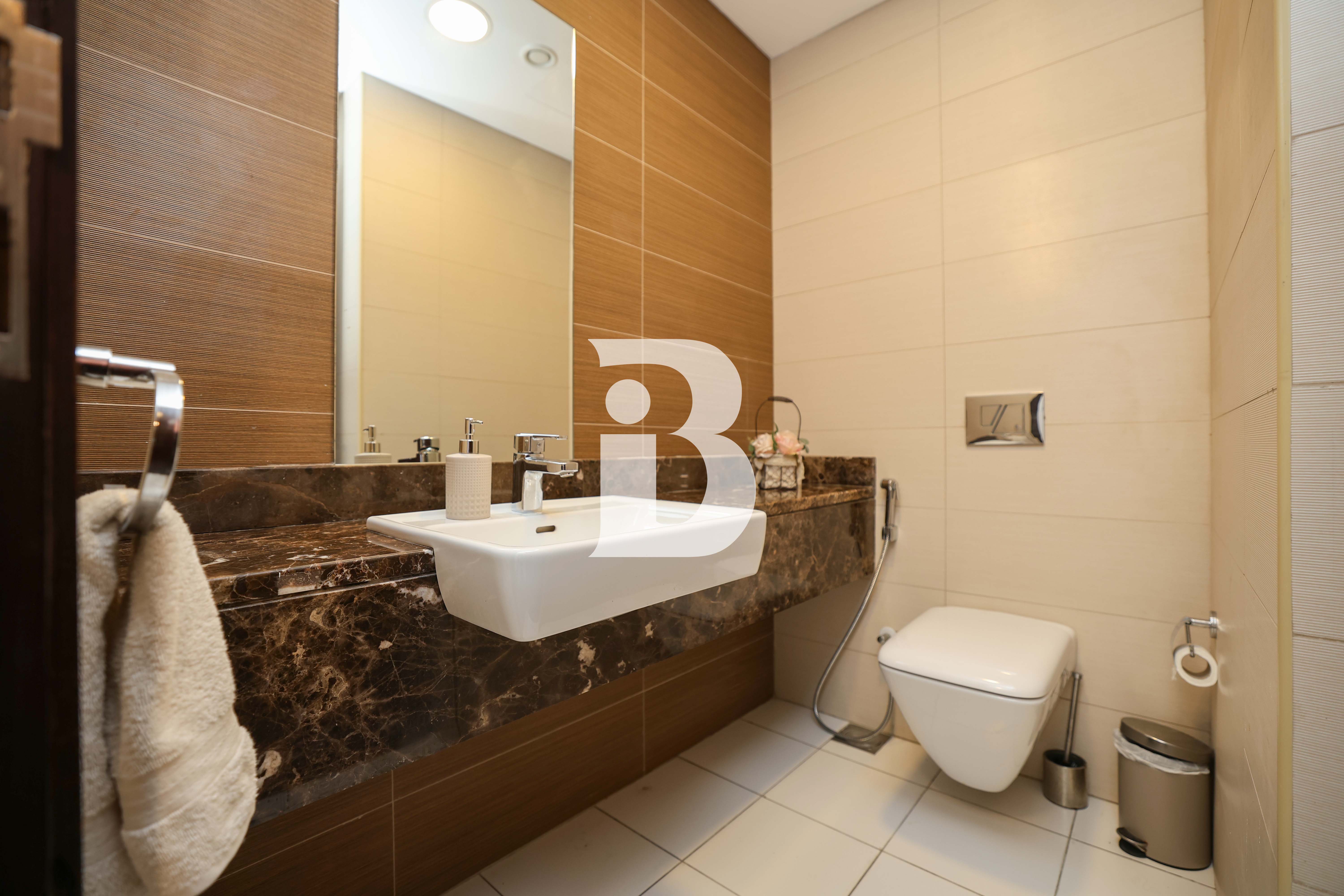 Marina View Unit   | Rented | Maid room
