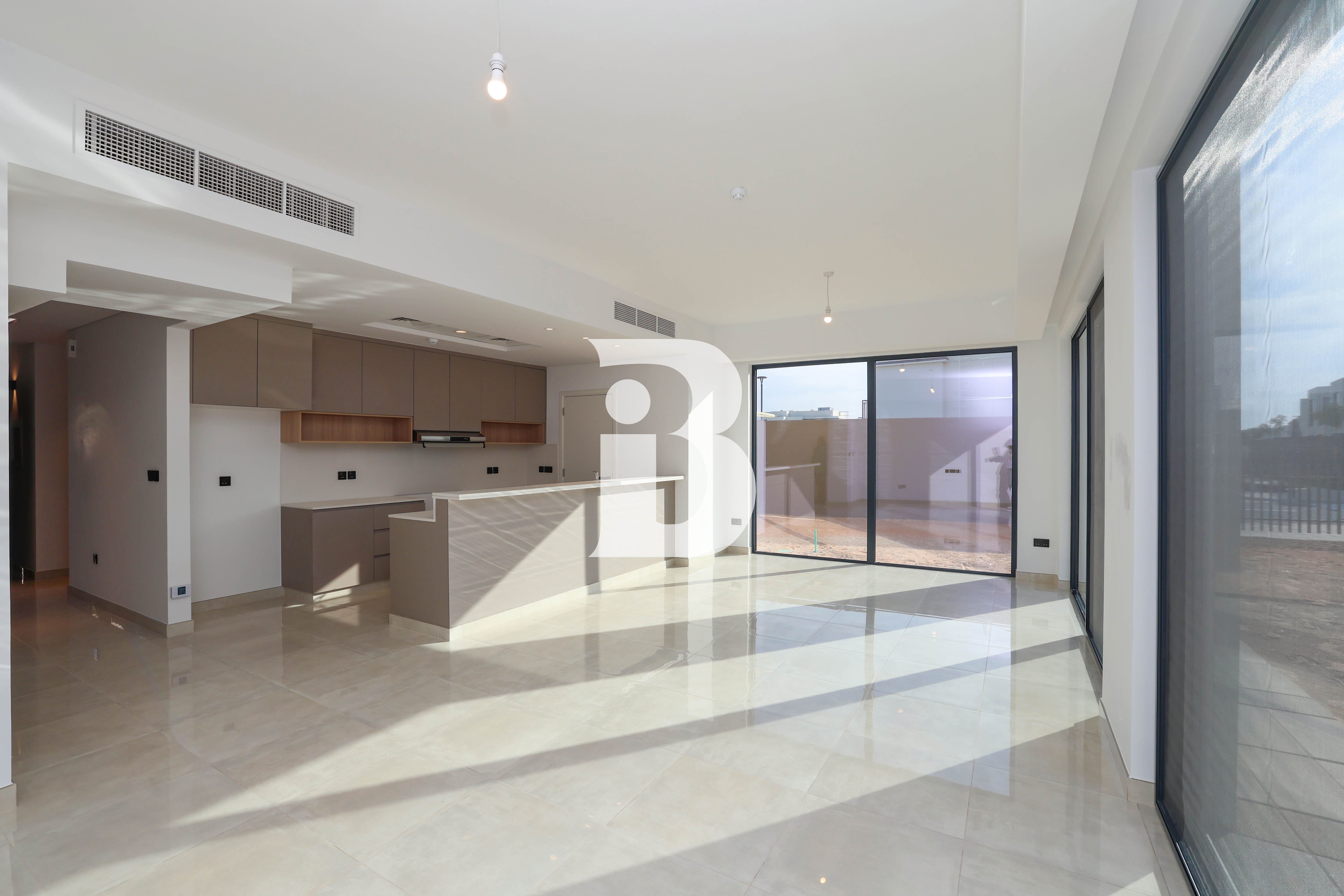Luxury 3 Bed TH | Corner Unit | 3 YR Payment Plan