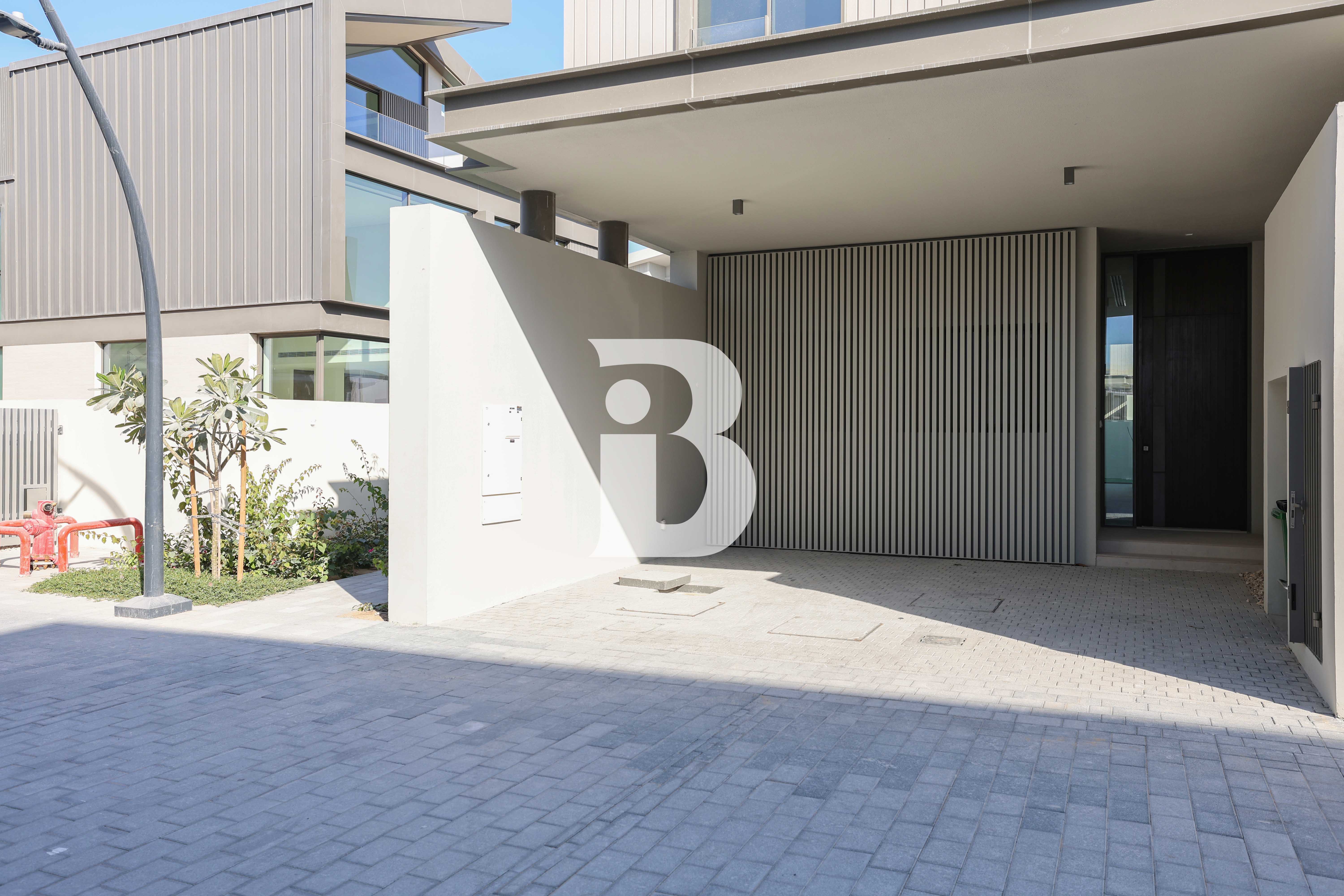 Brand New | Spacious 3 Bedroom | Corner Unit