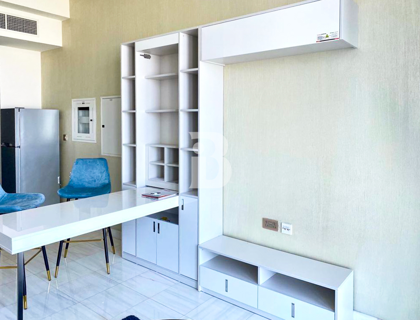 Furnished | High floor | Exclusive-Keys on Hand