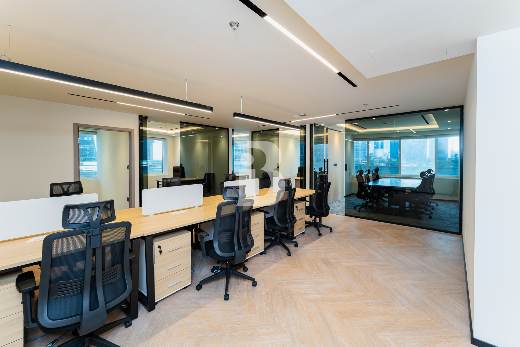 Premium Office | 1,170 Sq Ft | One Lake Plaza 3