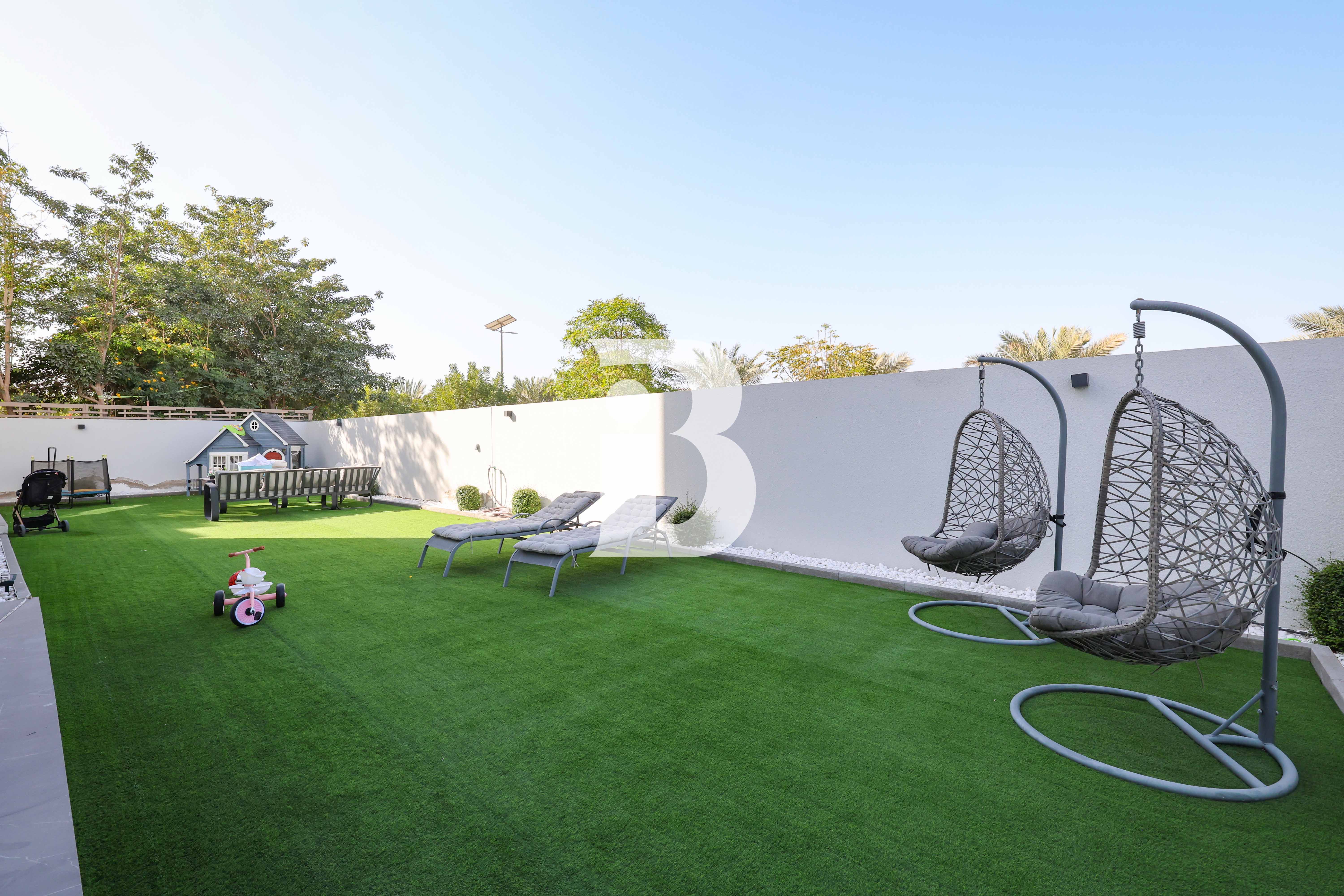Fully Furnished | Single Row | Huge Layout