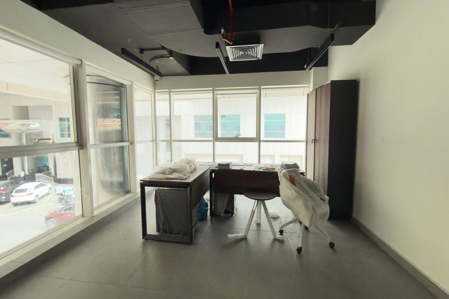 Fitted | Prime Commercial Space – Ready to Lease