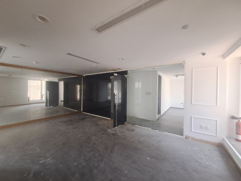 Duplex Shop with Stunning Corniche View – PrimeArea