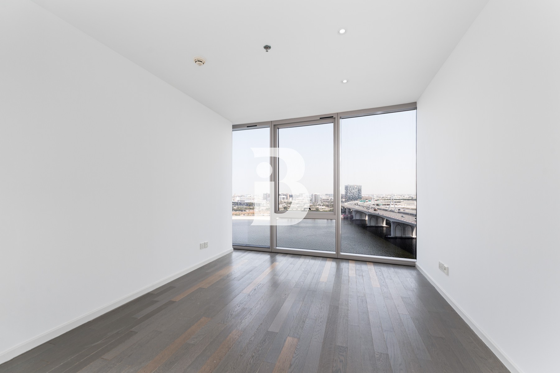 Modern 2BR | Upgraded | 5 star Amenities