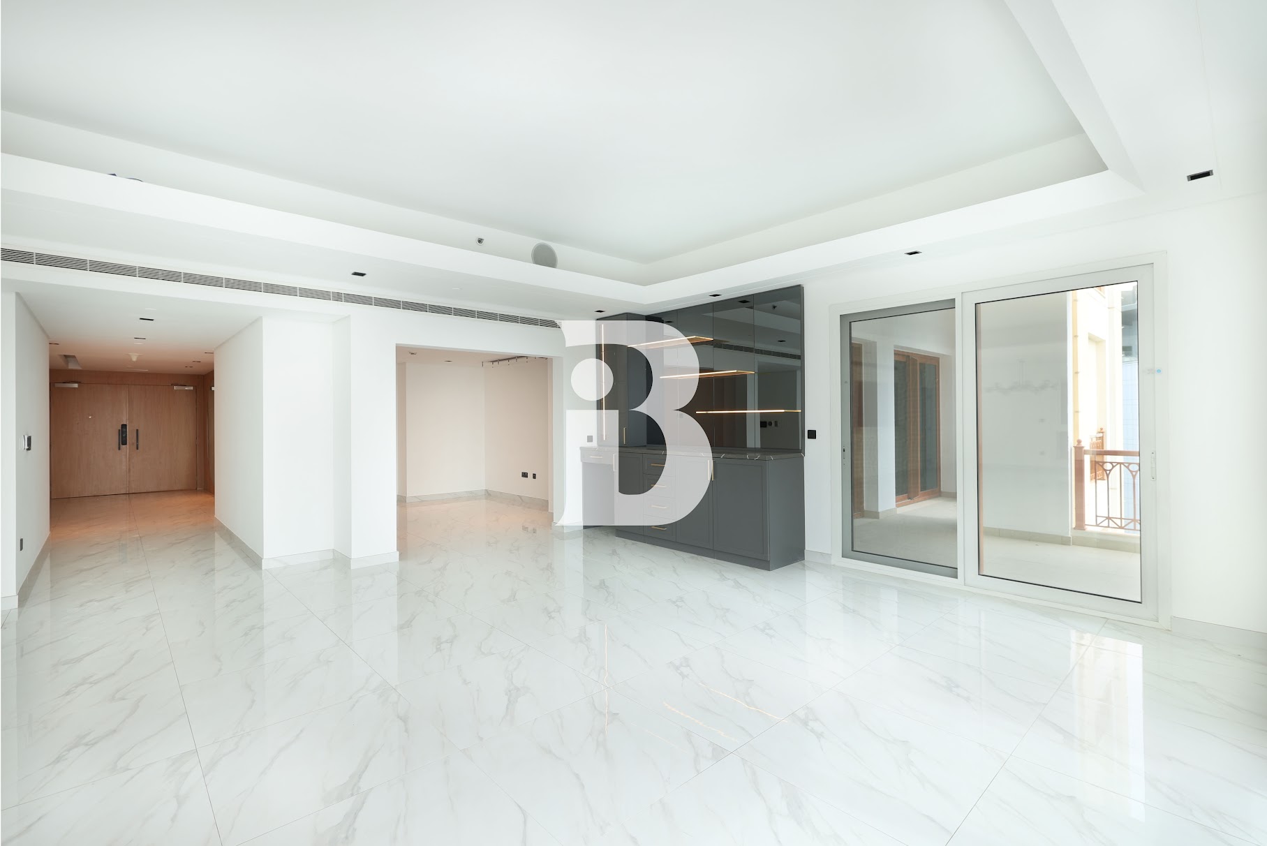 Sea Views | Huge Layout | Vacant