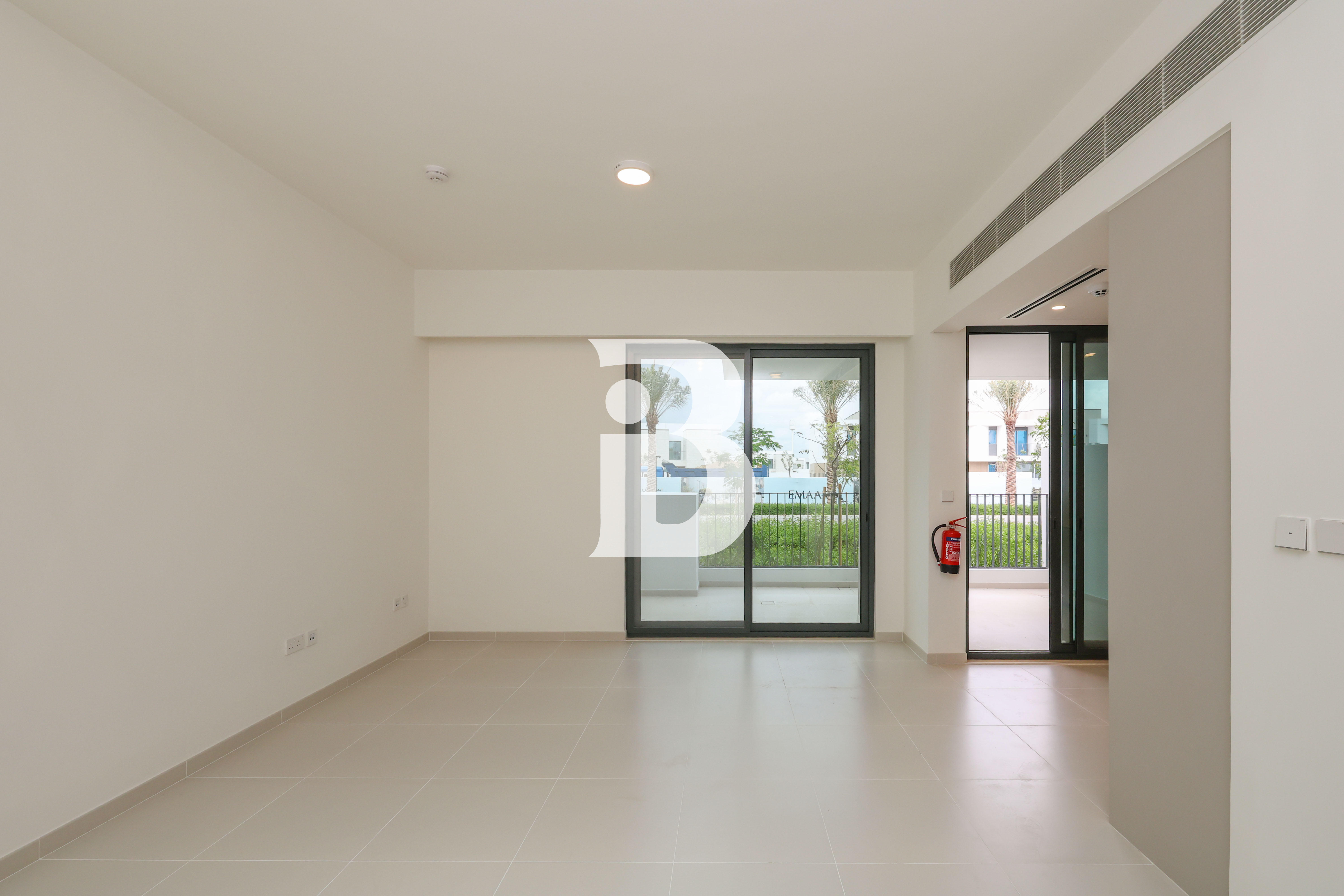 Brand New | Single Row | Spacious