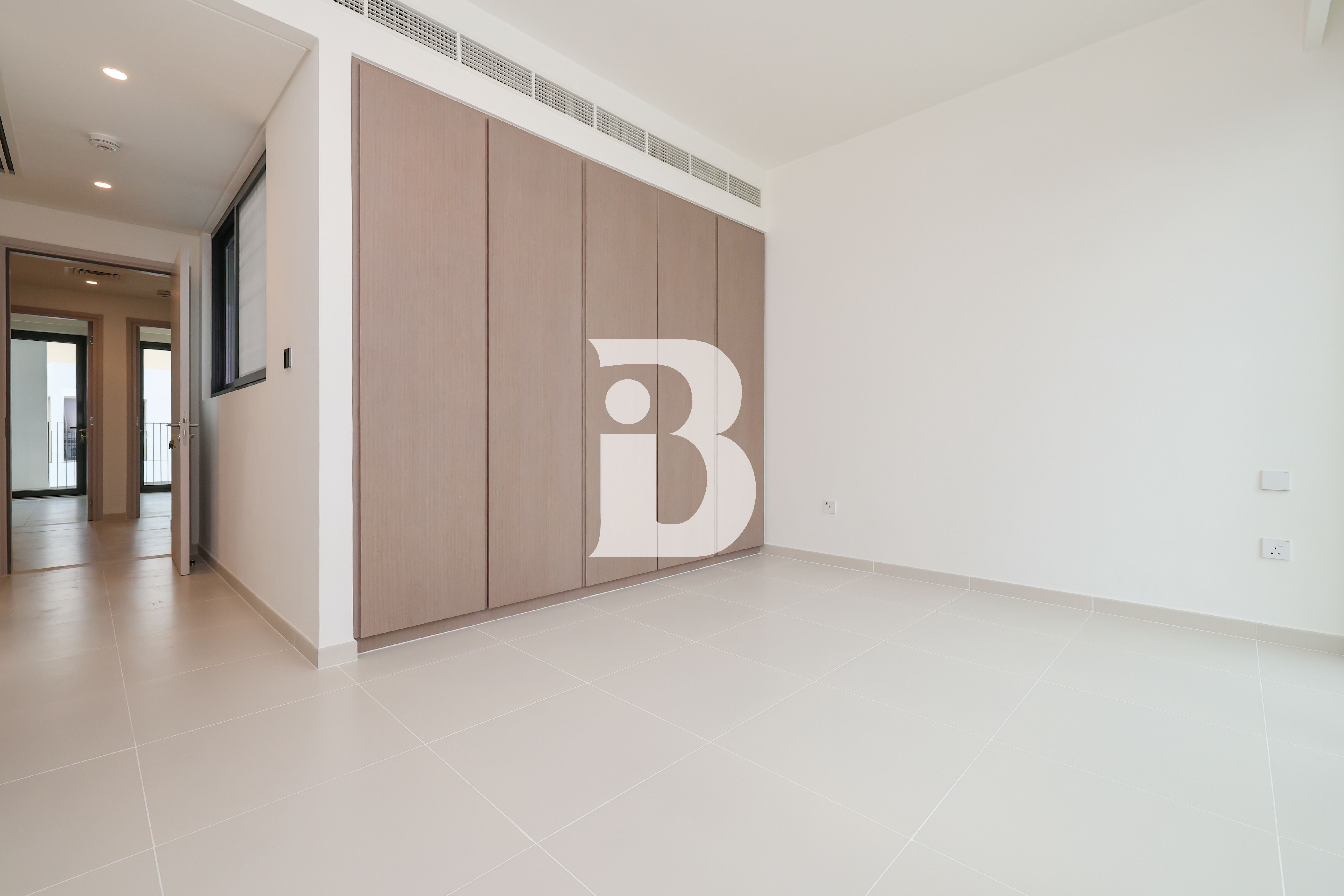 Brand New | Single Row | Spacious