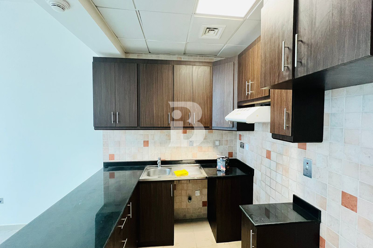 Vacant | Prime Locations | Top Facilities