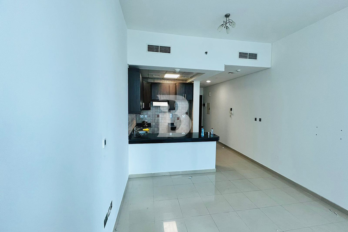 Vacant | Prime Locations | Top Facilities