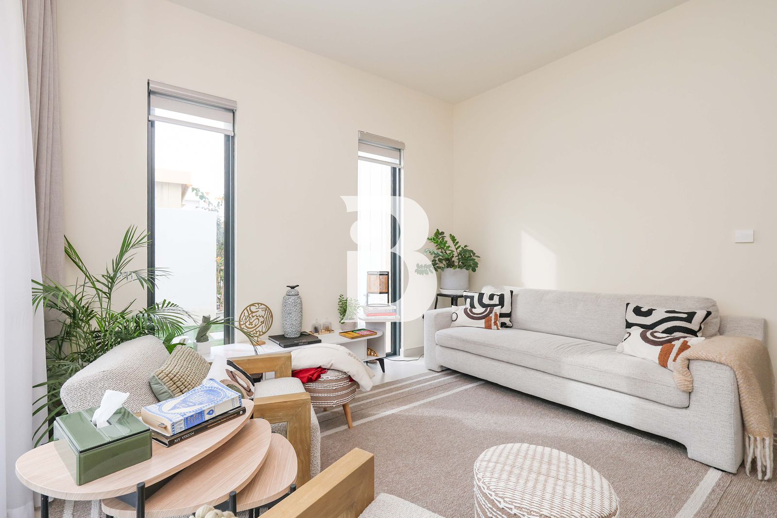 3 side corner | VOT | Largest Plot