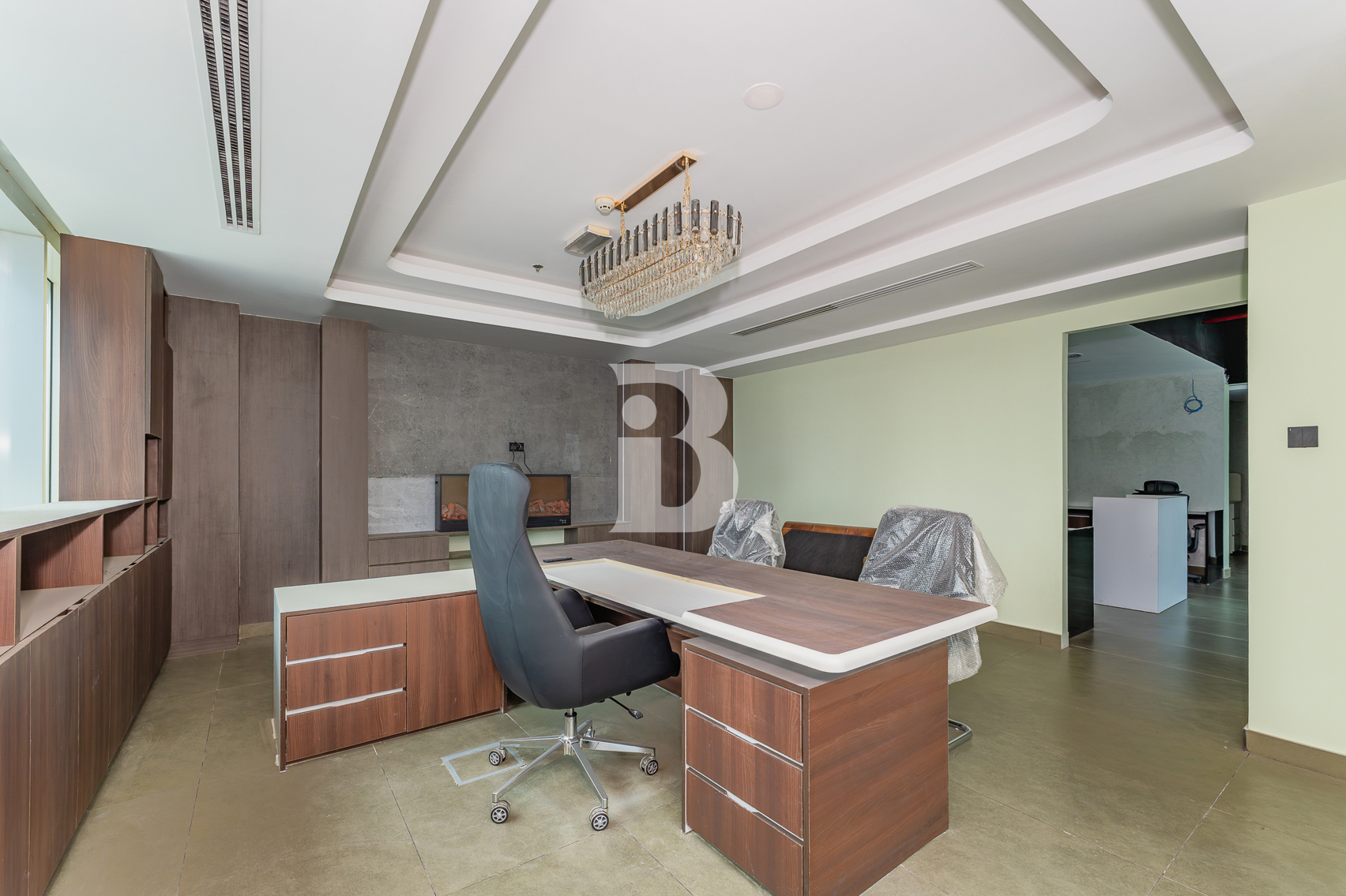 Close to Metro | Furnished | Ready to Move