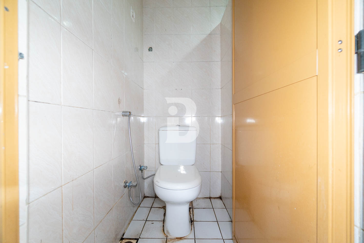 VACANT SOON  | 2 BLOCKS | 1094 PAX CAPACITY