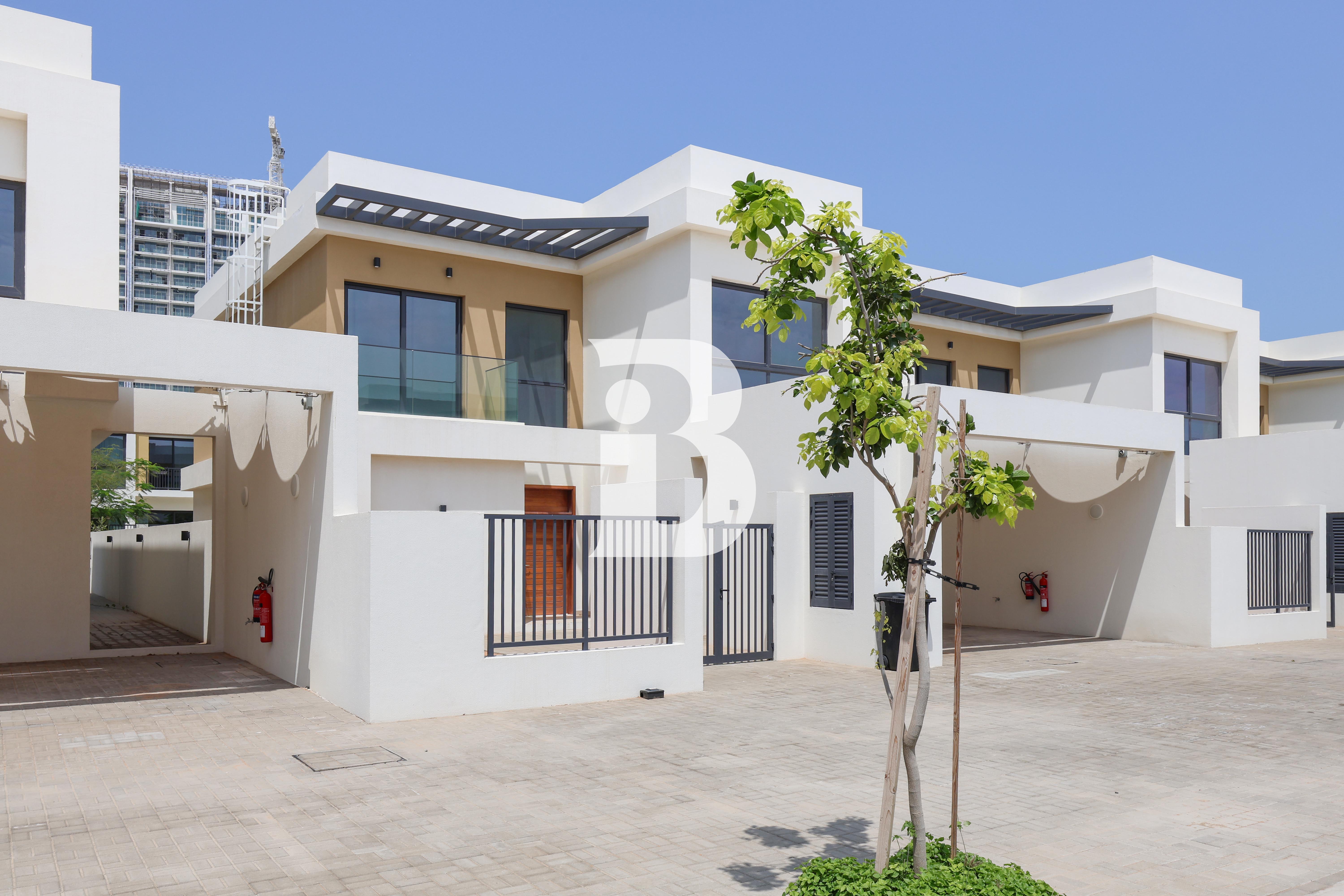 Luxurious 4BR Villa |Beach Access |Prime Location