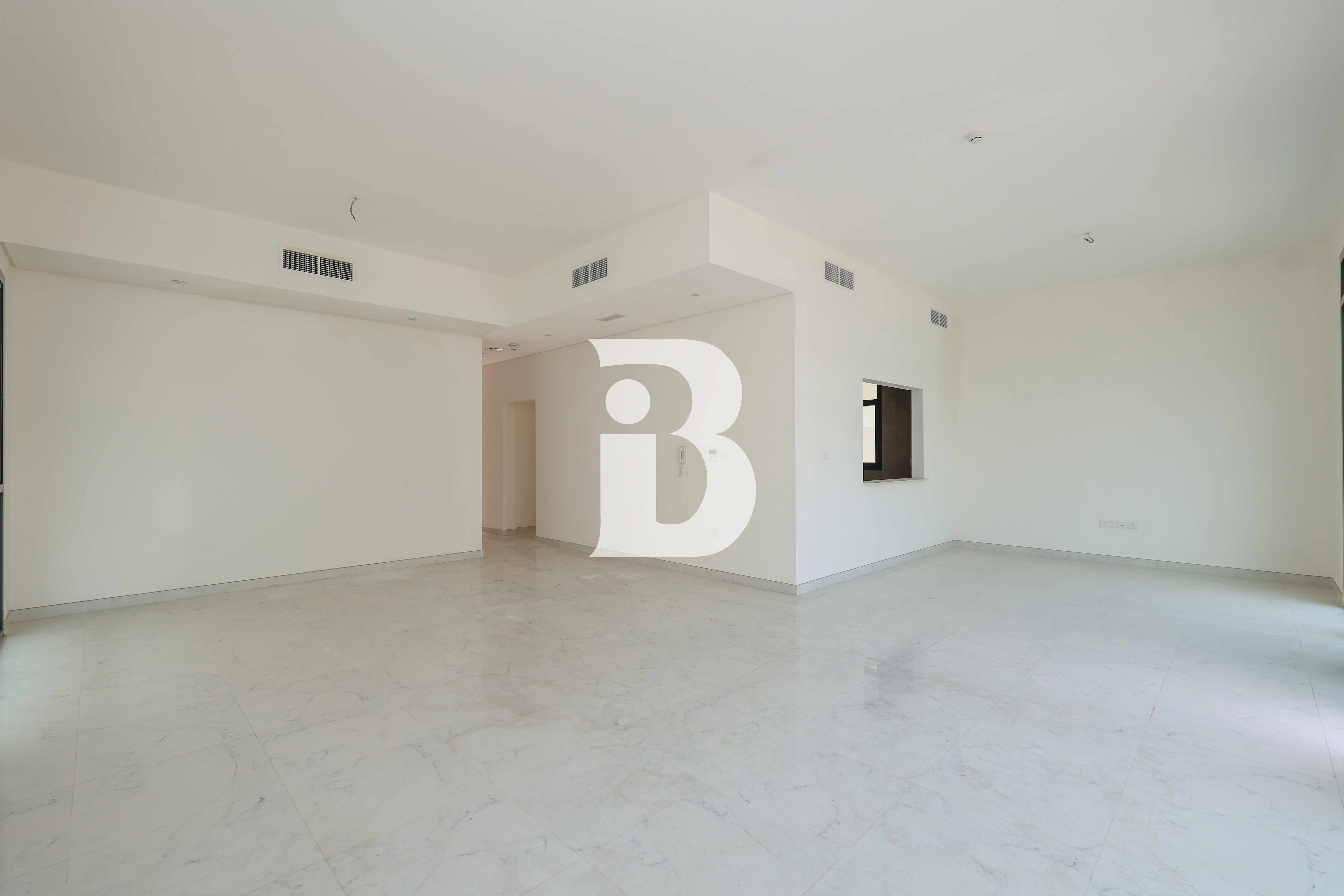 Luxurious 4BR Villa |Beach Access |Prime Location
