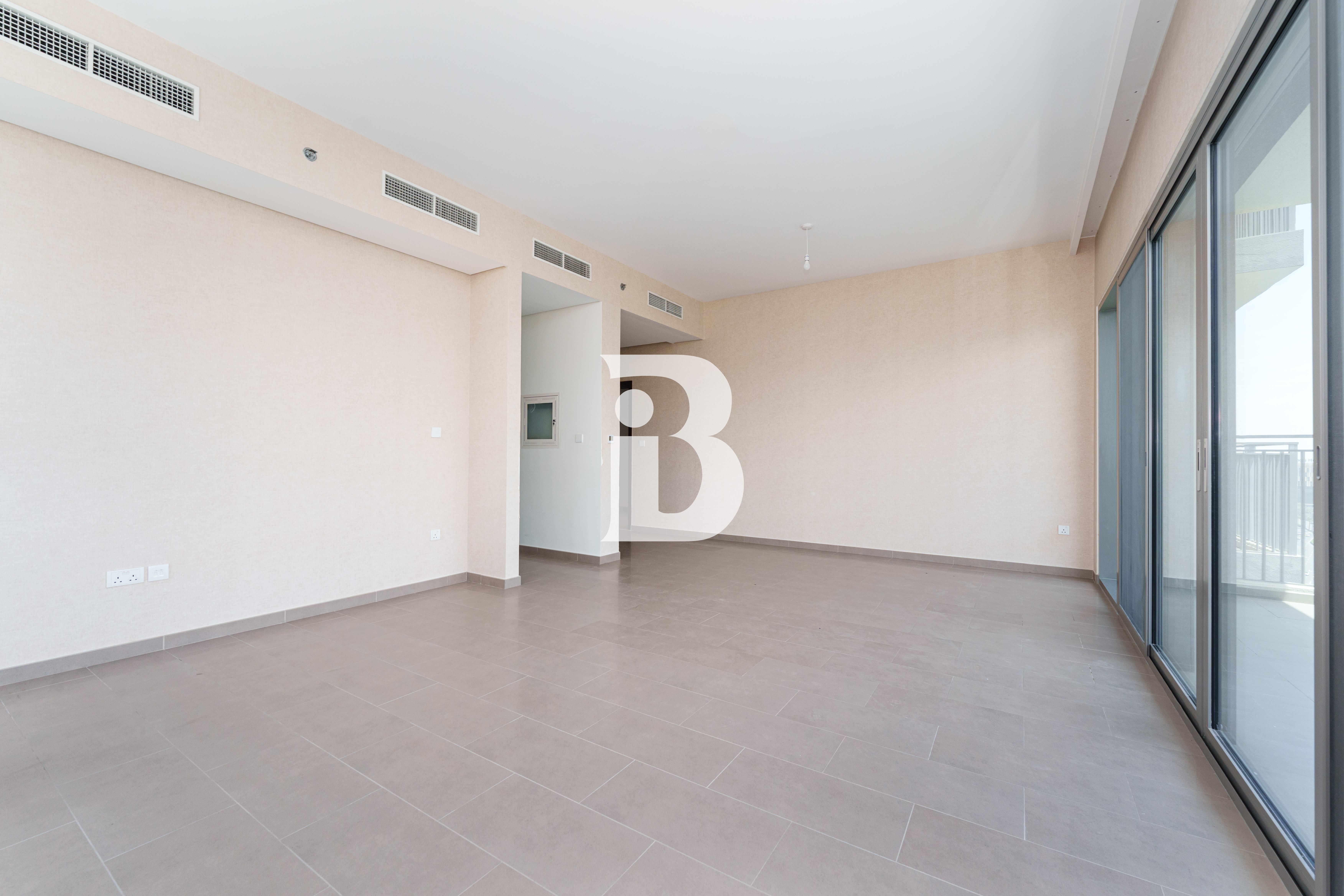 High Floor | Corner Unit | Spacious | Ready to move