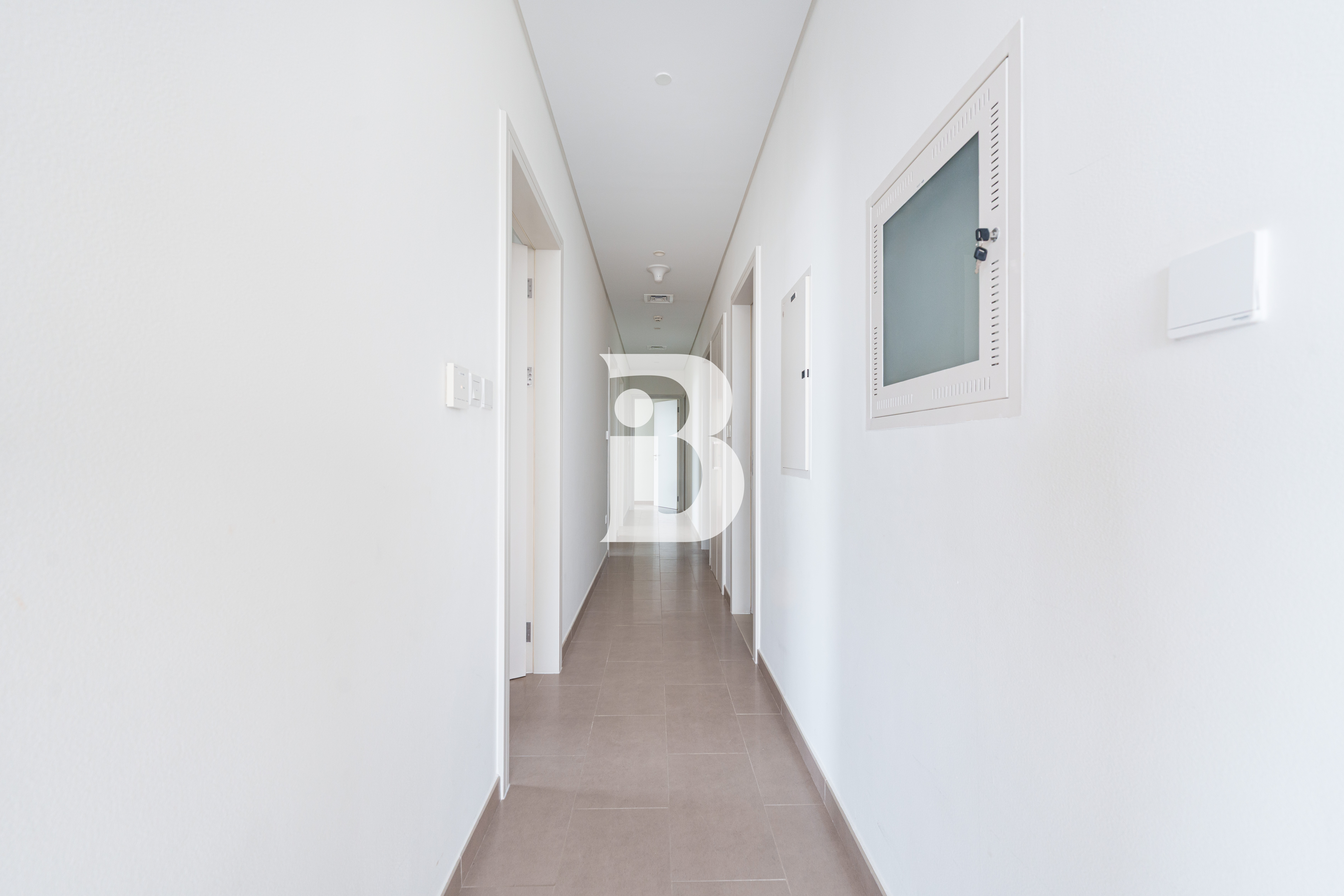 Lower Floor | Corner Spacious | Vacant in July