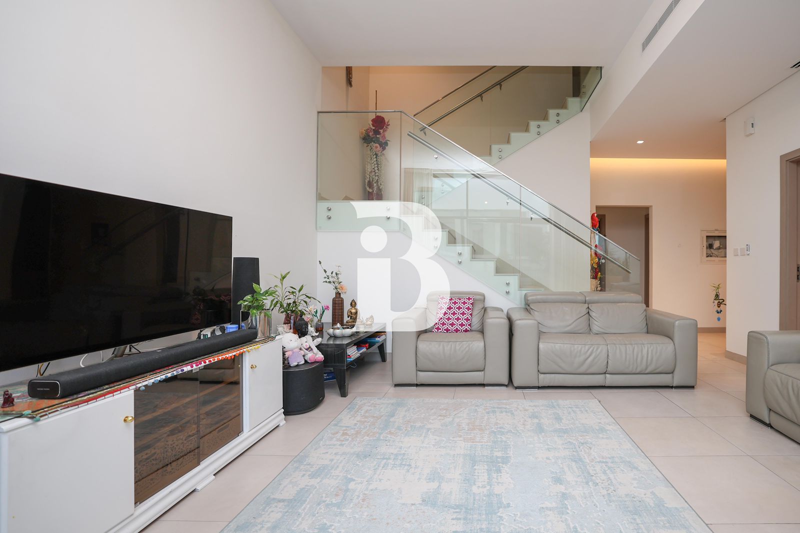 Vastu | 3 side corner | walk to pool