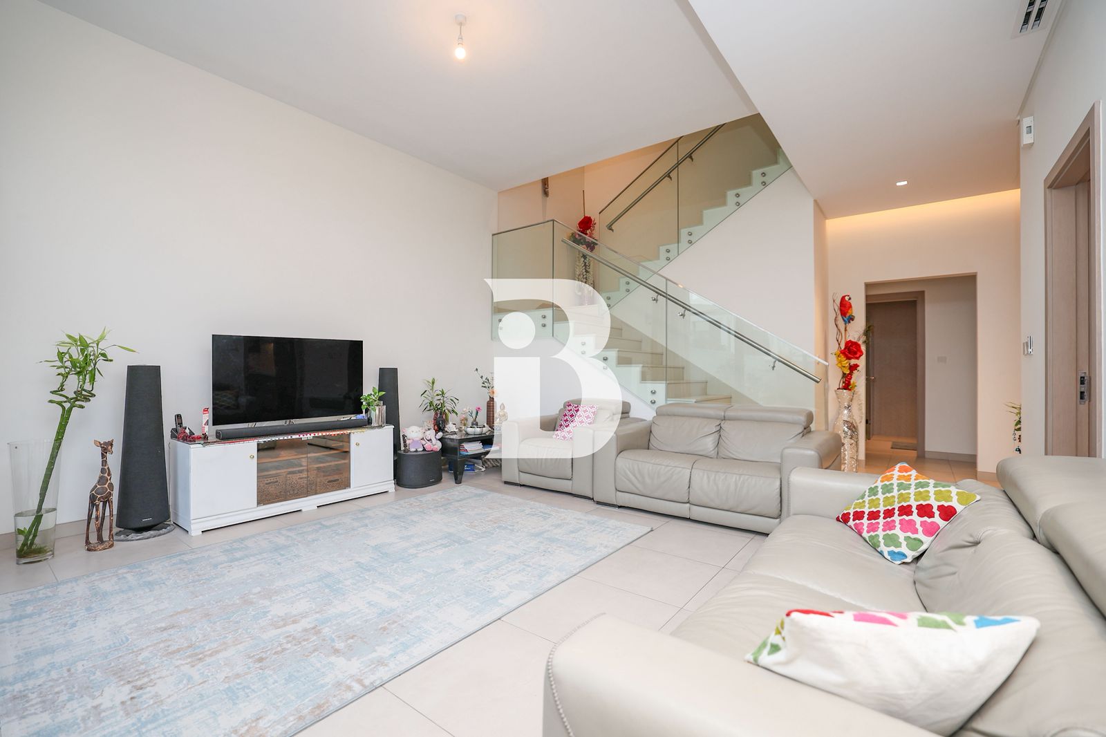 Vastu | 3 side corner | walk to pool