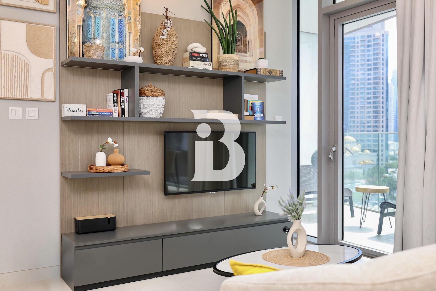 Bright & Modern | Furnished | Vacant