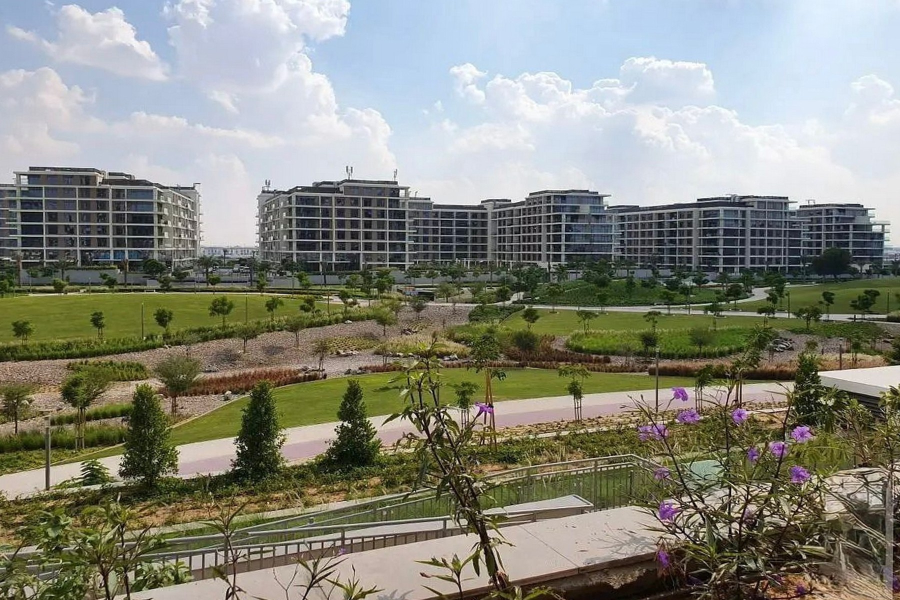 Parkside Living|Bright Layout|Dubai Hills Location