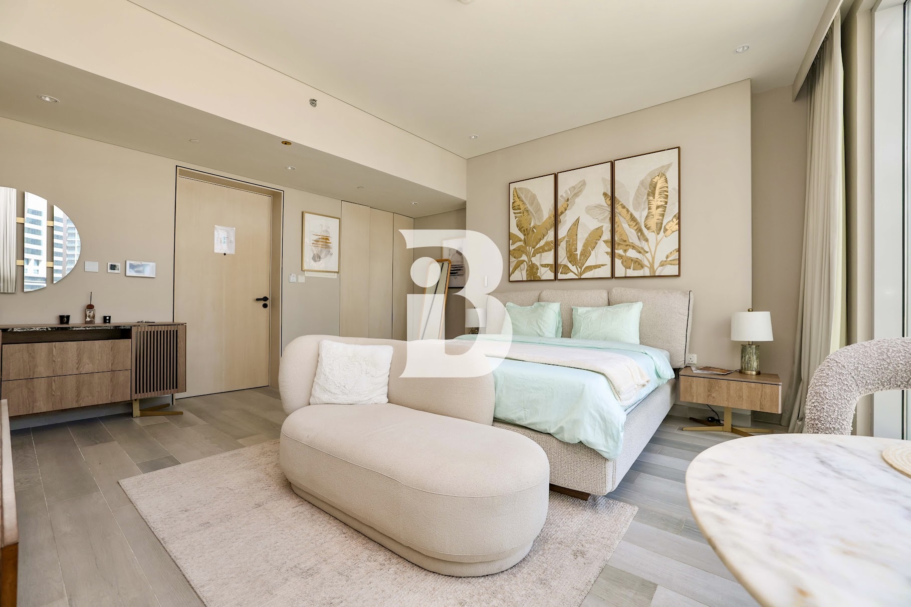 Canal Views | Bright & Furnished | Vacant
