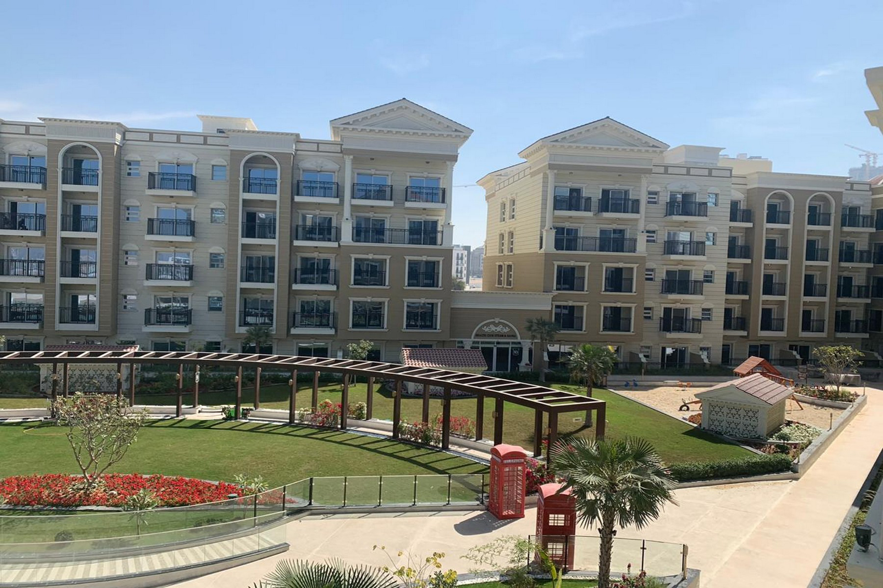 FULLY FURNISHED | SPACIOUS |READY TO MOVE