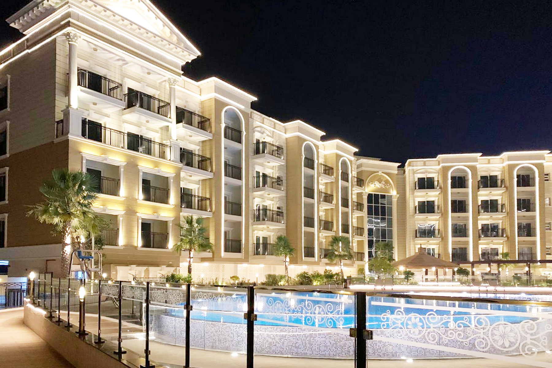 FULLY FURNISHED | SPACIOUS |READY TO MOVE