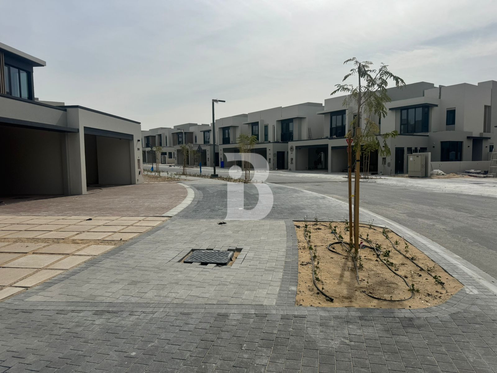 Jebel Ali Village  | 4BR + Maids Single Row