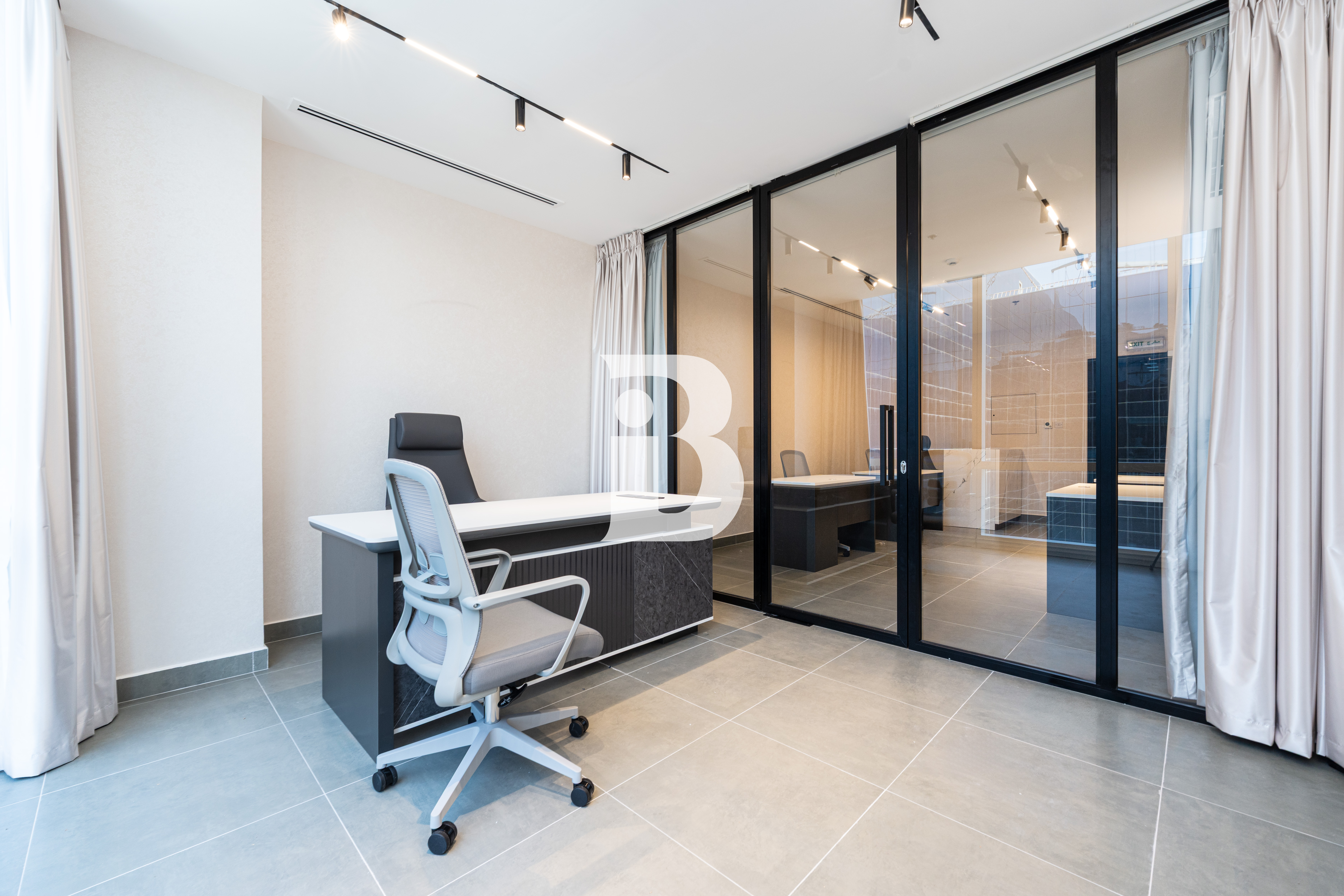 Fully Furnished |Newly Upgraded | Premium Fittings