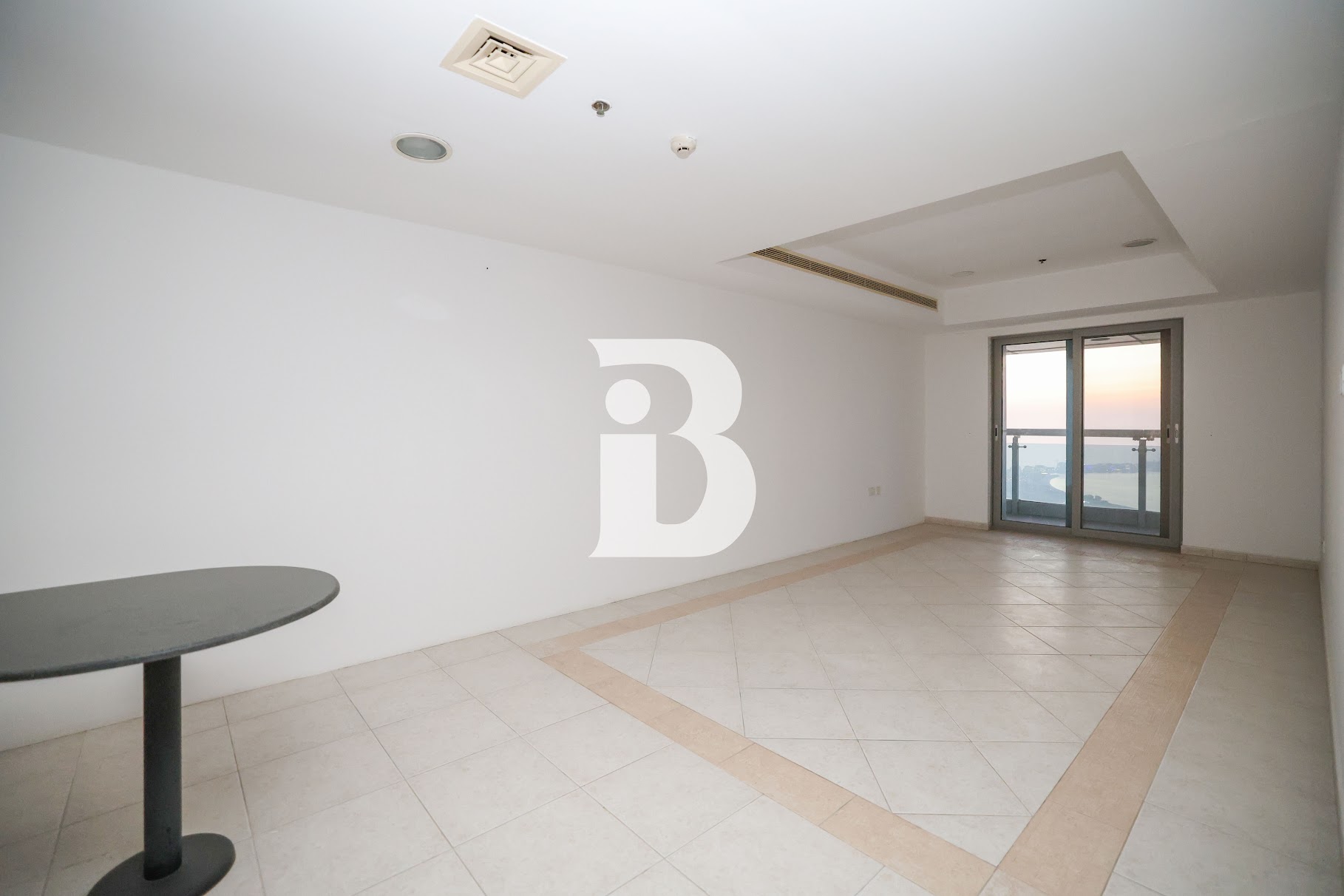Palm & Sea Views | Bright | Vacant