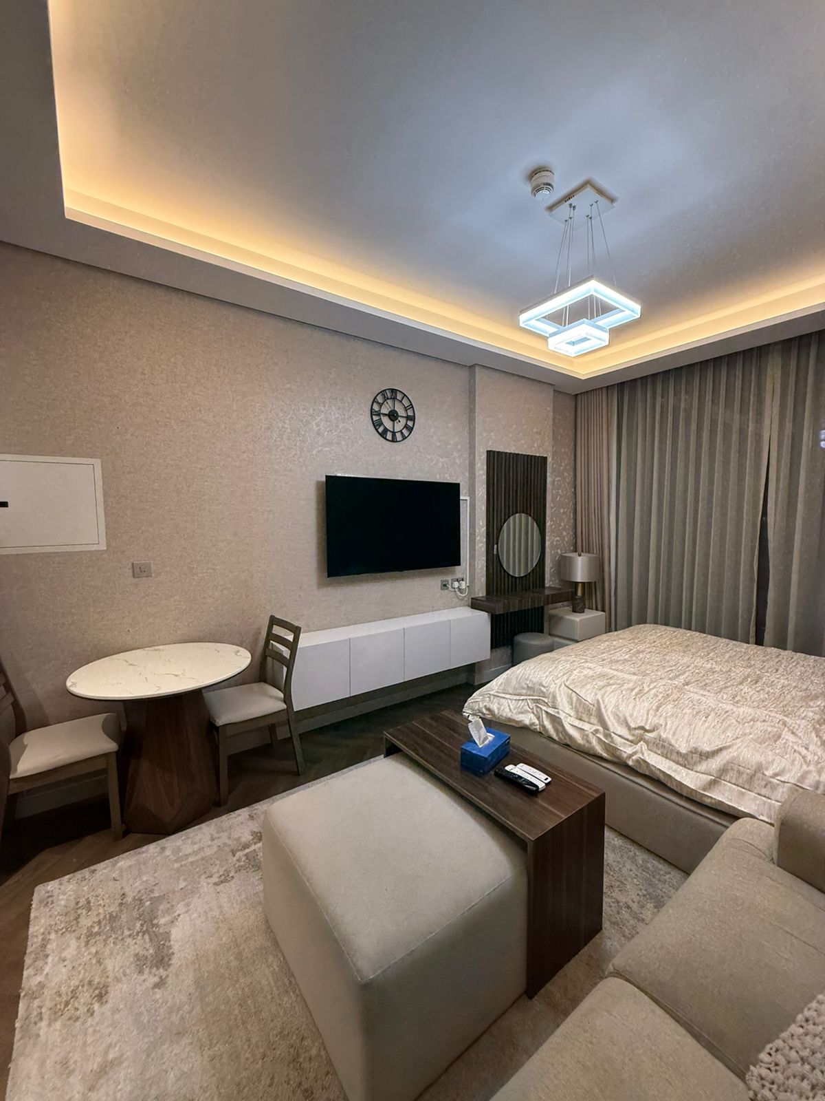 FULLY FURNISHED | READY TO MOVE| VACANT|
