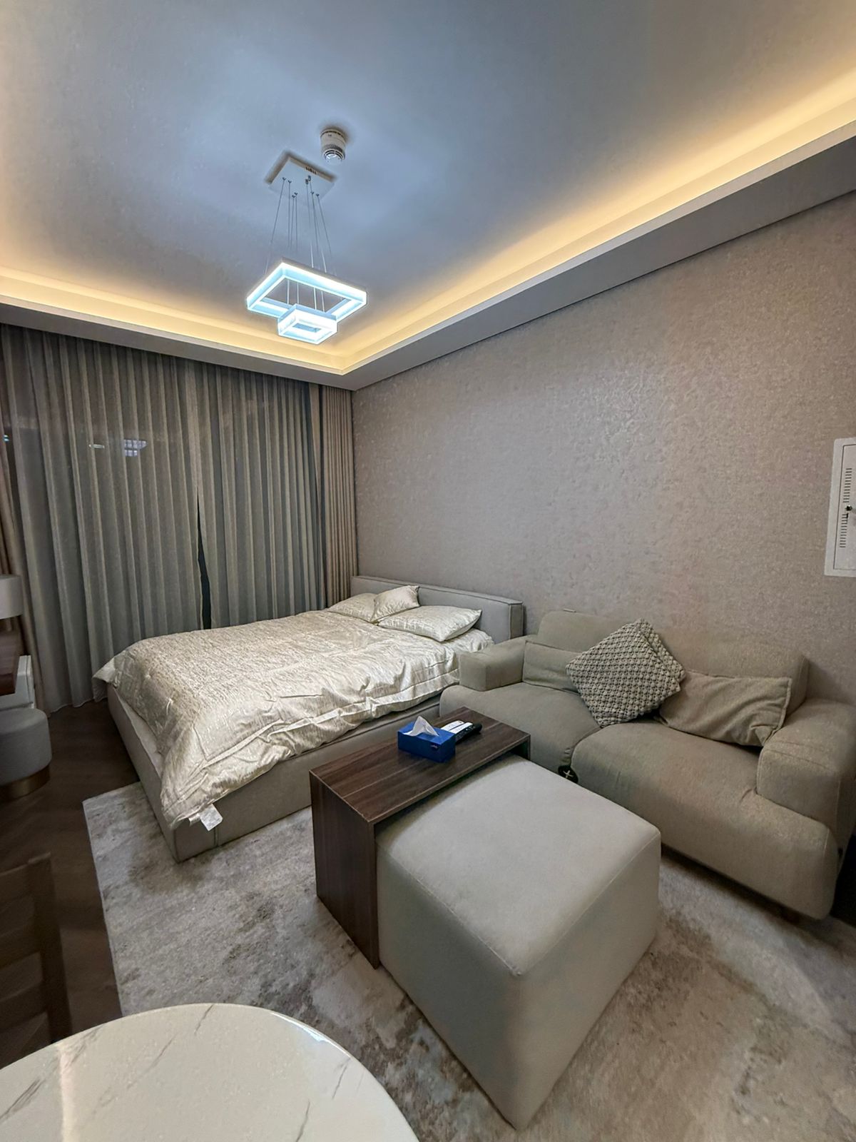 FULLY FURNISHED | READY TO MOVE| VACANT|